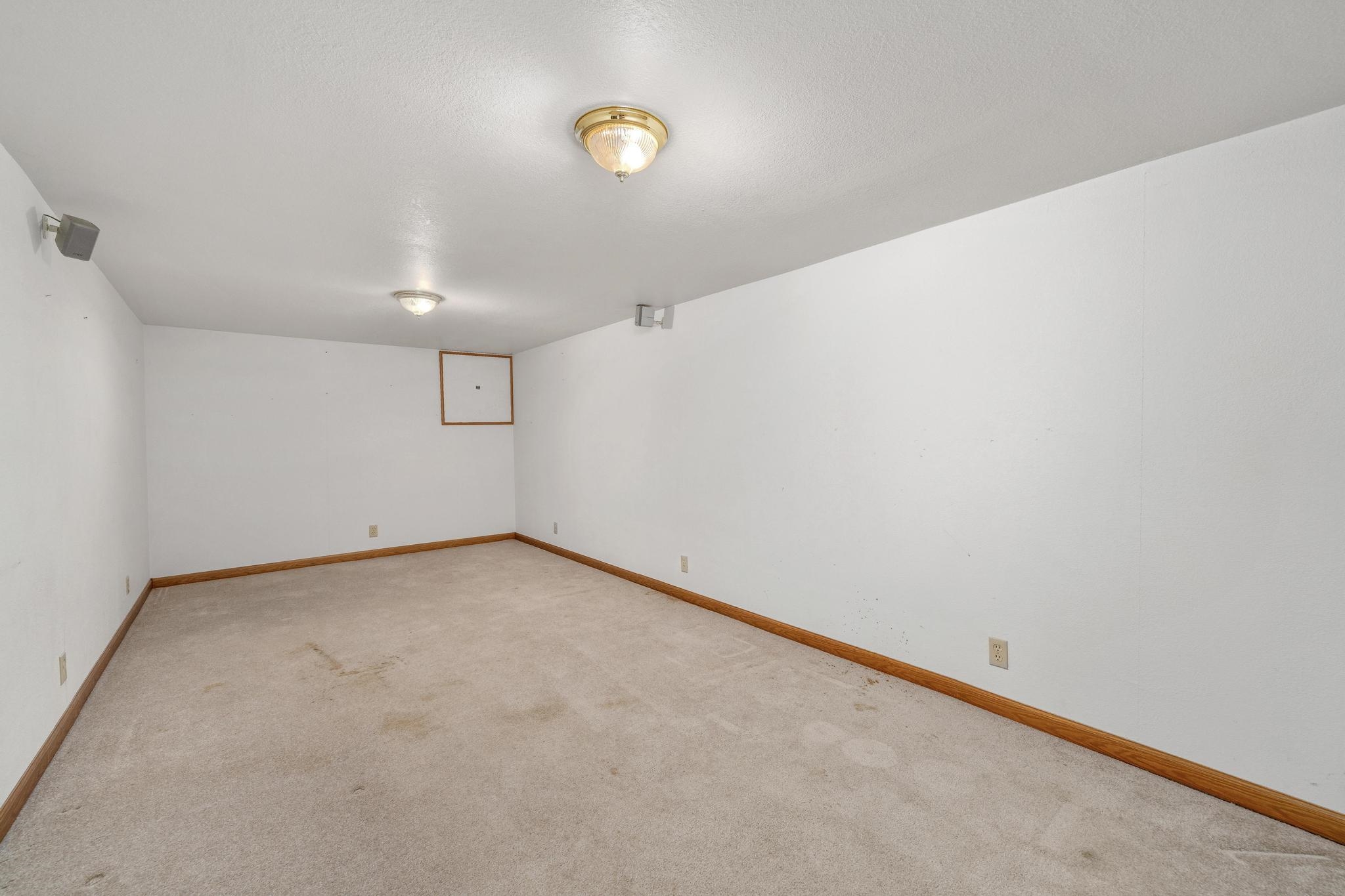 7417 E Lincoln Property Photo 16