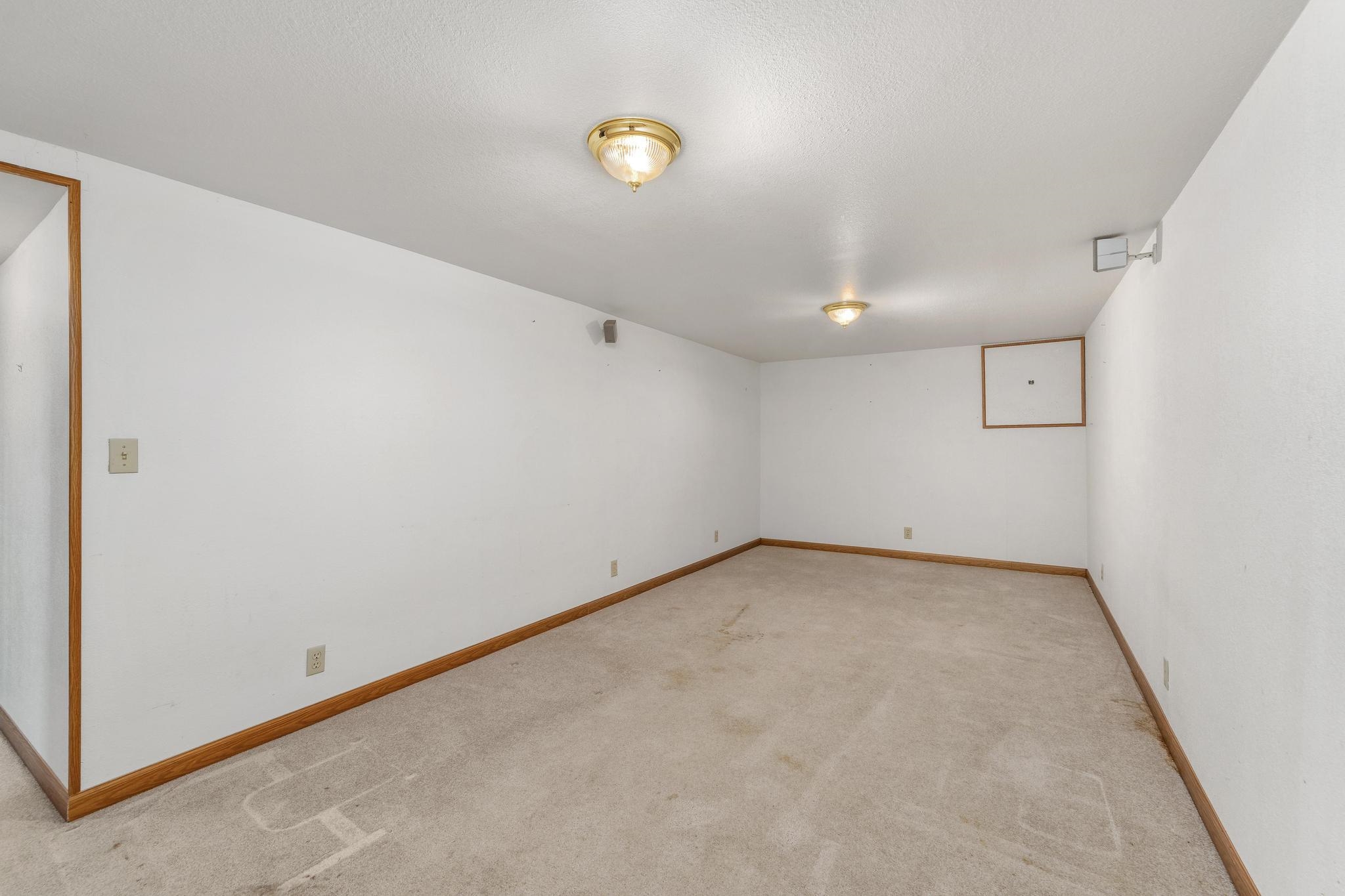 7417 E Lincoln Property Photo 17