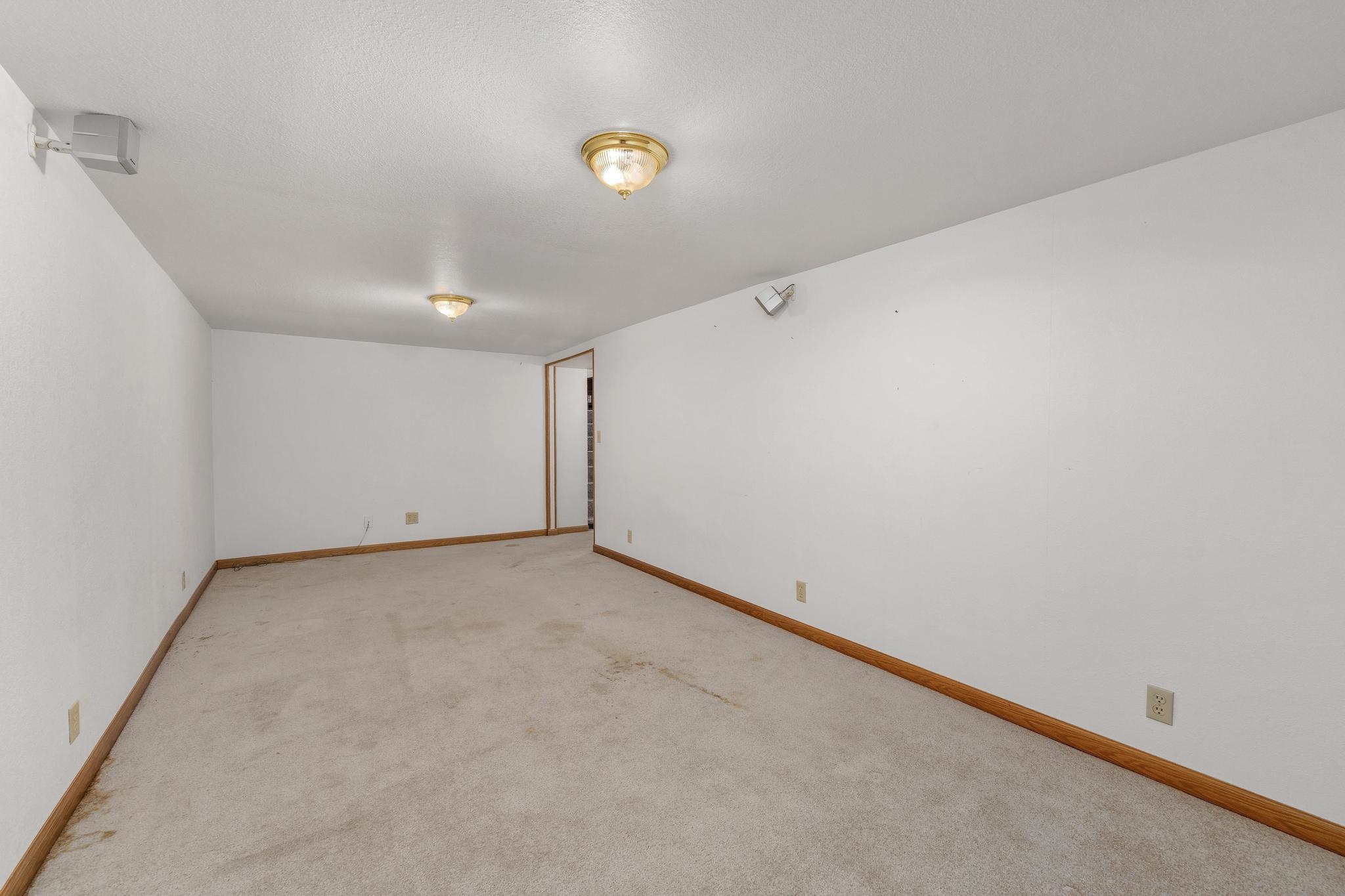 7417 E Lincoln Property Photo 18