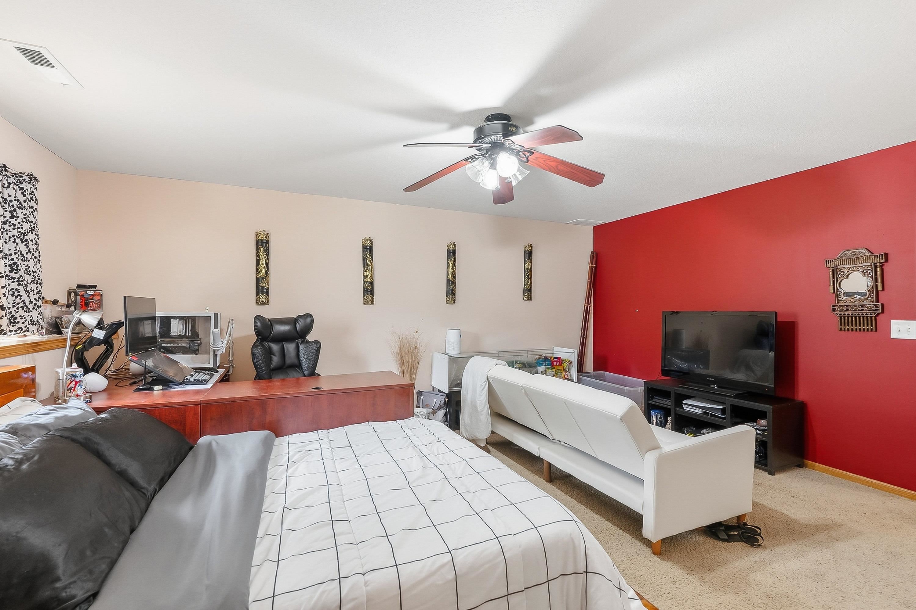 2810 N Beacon Hill Street Property Photo 17