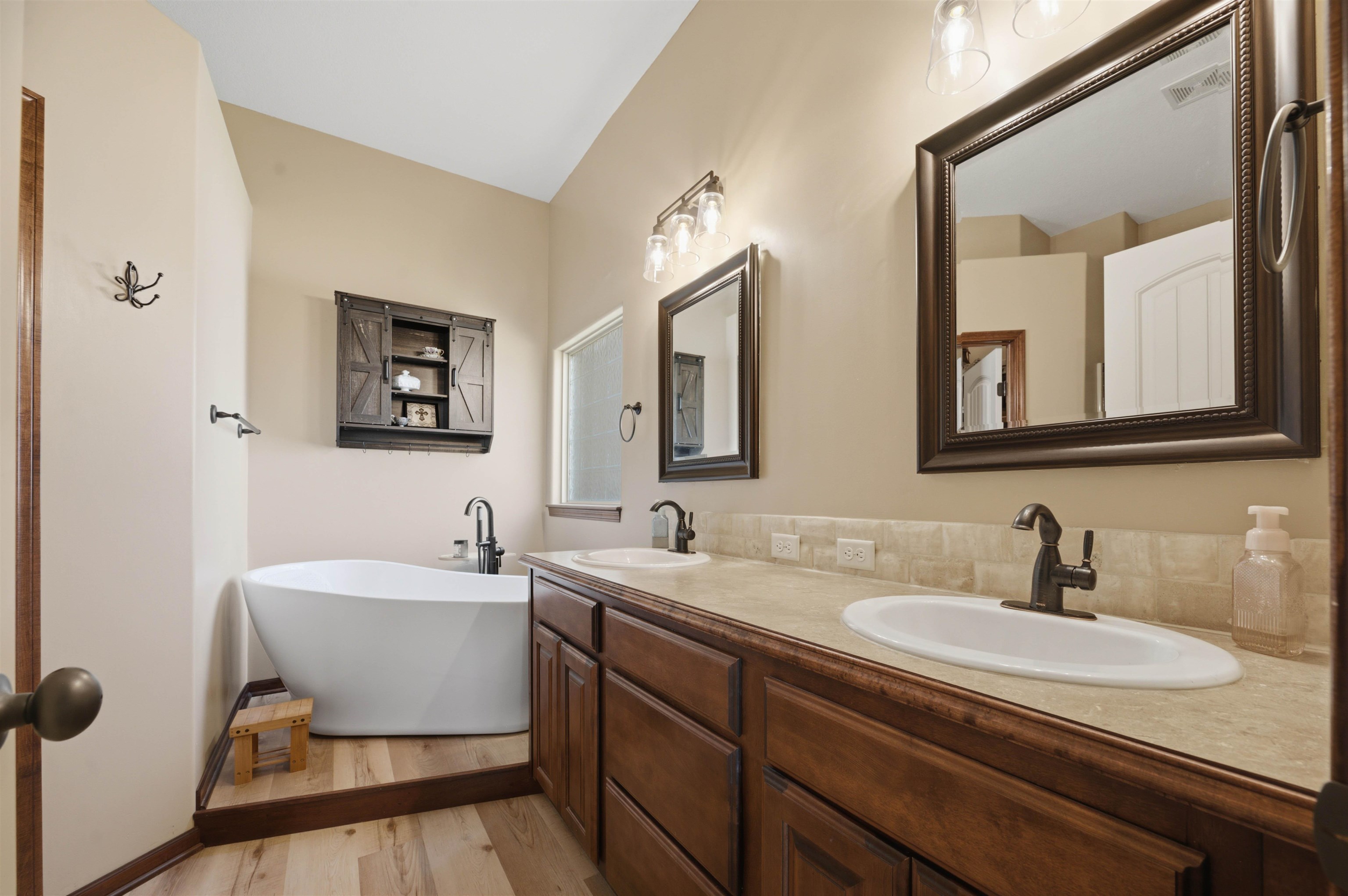 14200 W Onewood Property Photo 16