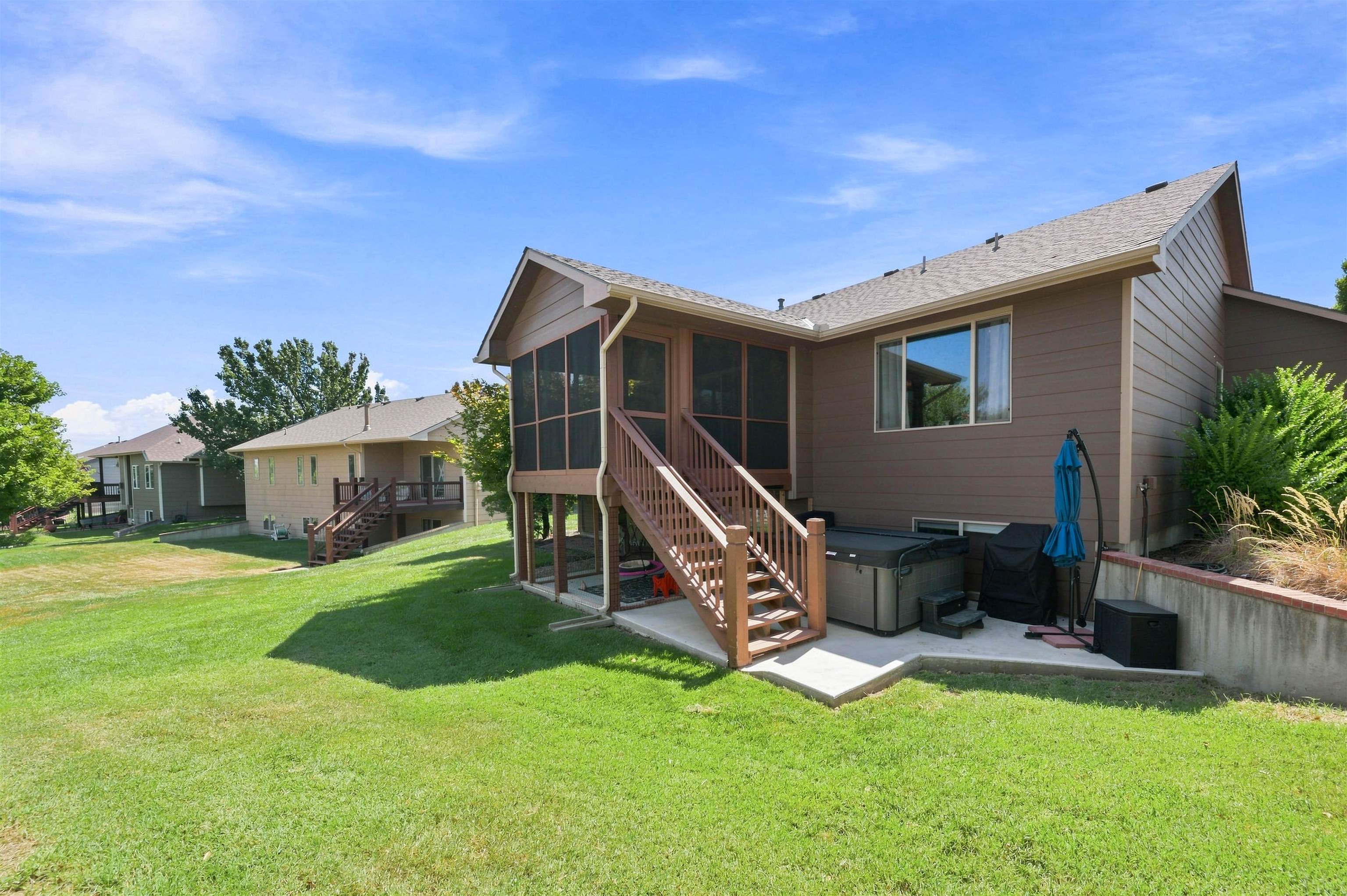 14200 W Onewood Property Photo 31