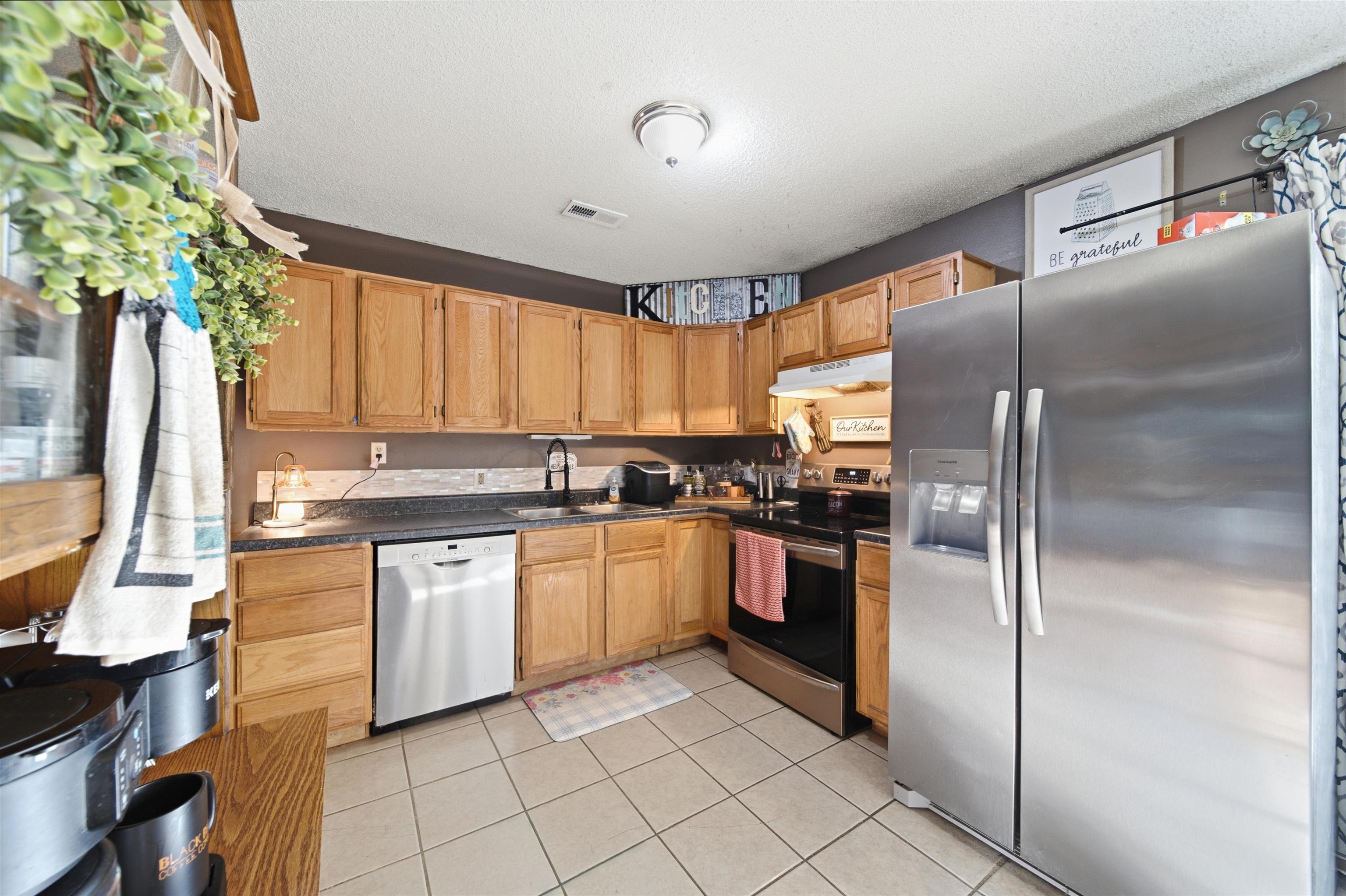 4538 S Fern Ave Property Photo 12