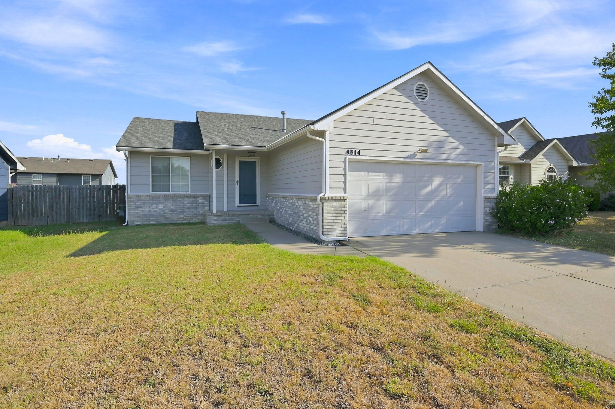 4814 E Pembrook St. Property Photo 3