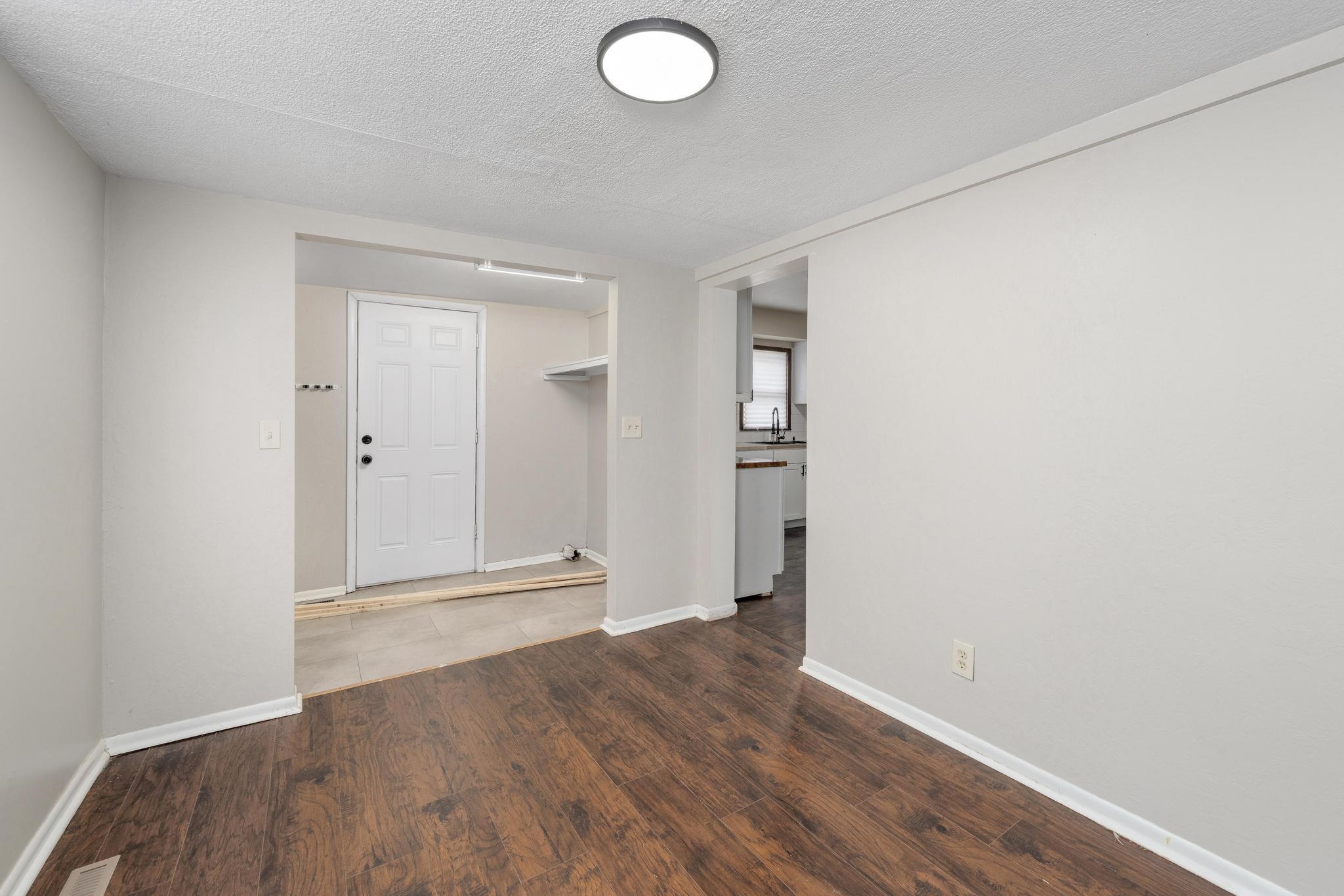 1411 E Boston Property Photo 13