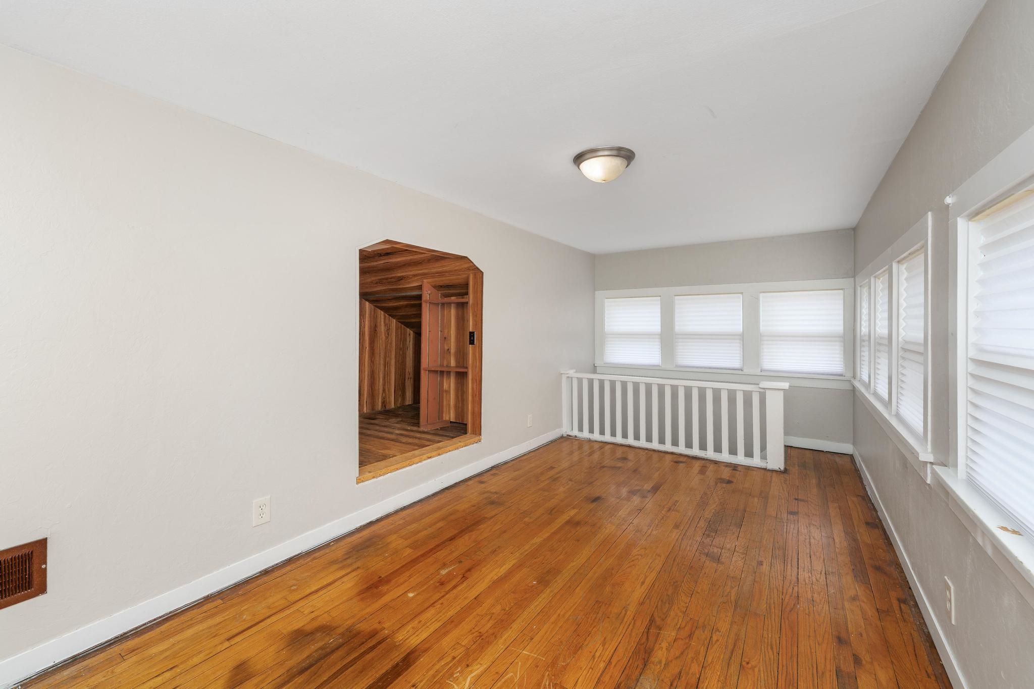 1411 E Boston Property Photo 22