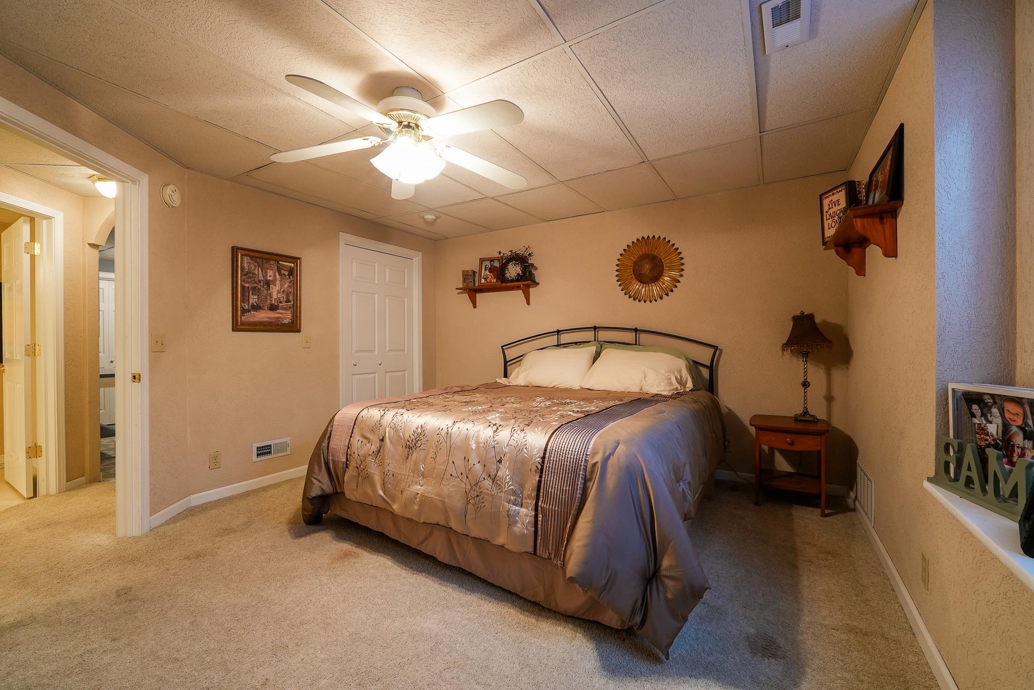 1810 N Cottonwood Dr Property Photo 23