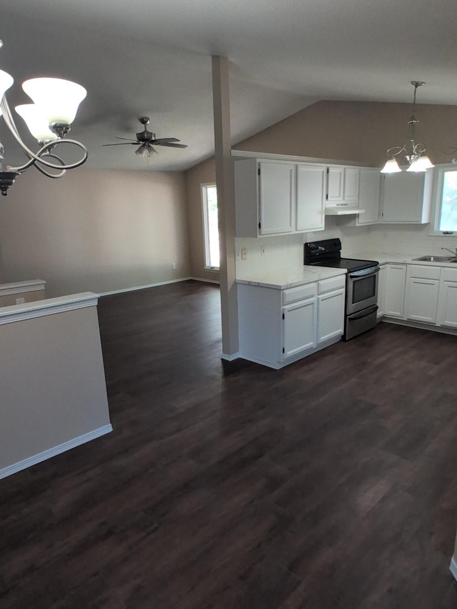11405 W Rita Property Photo 11