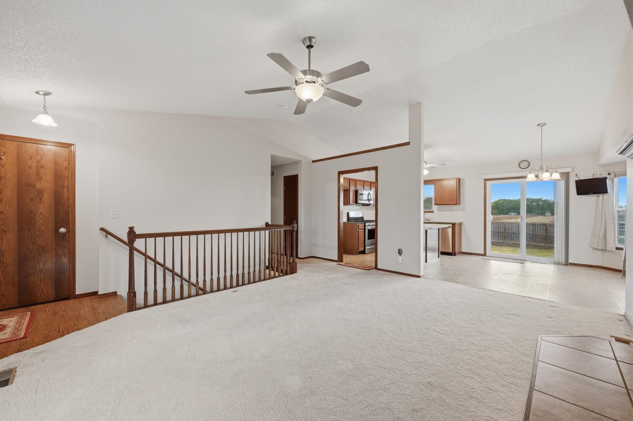 1805 N Mcrae Dr Property Photo 4