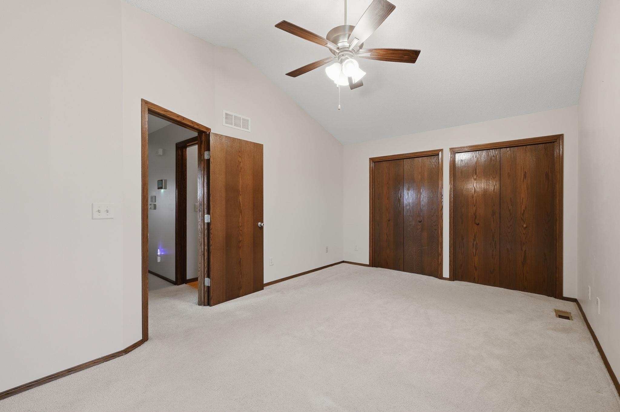 1805 N Mcrae Dr Property Photo 11
