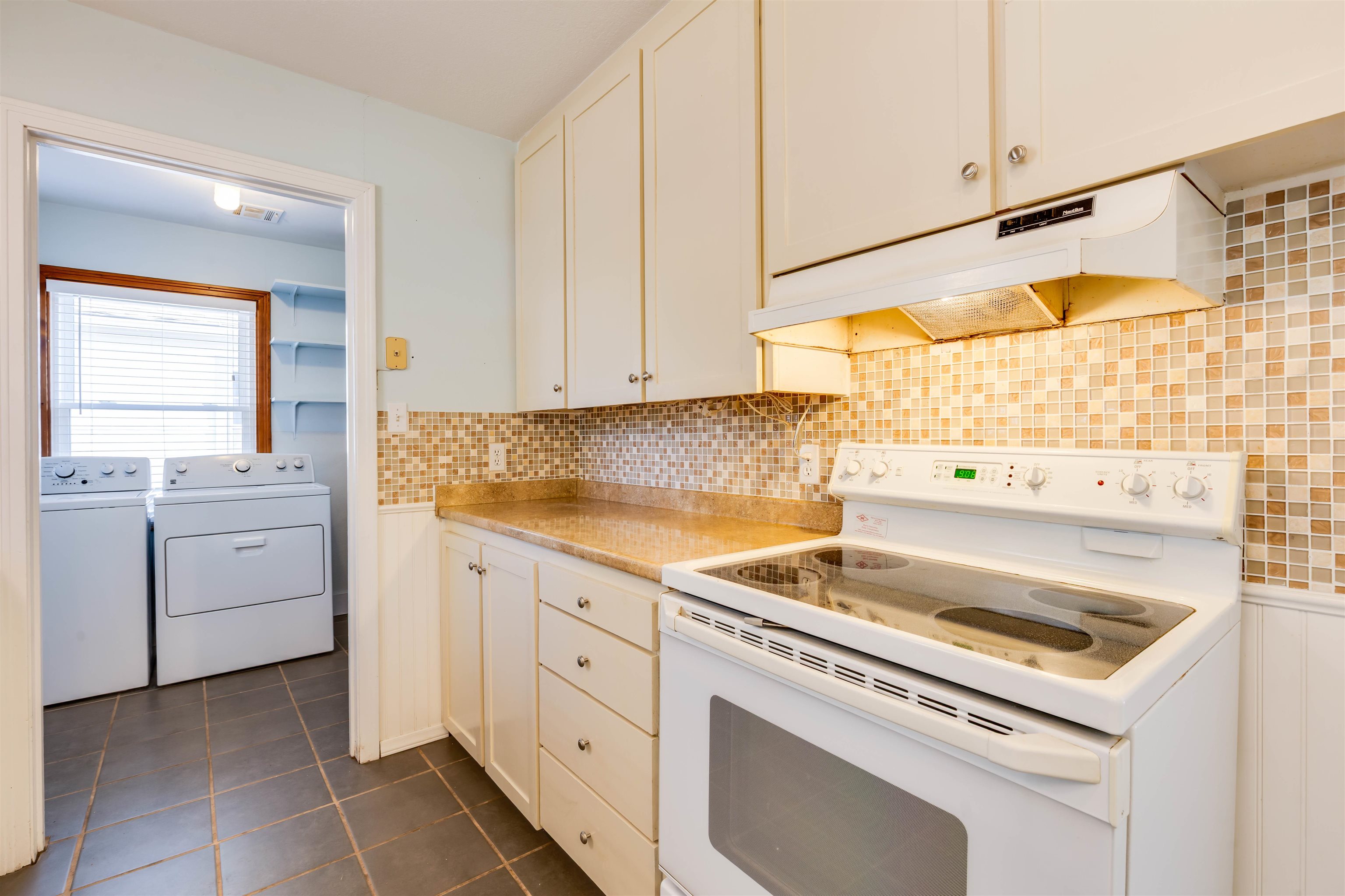 623 Grandview Ave. Property Photo 9