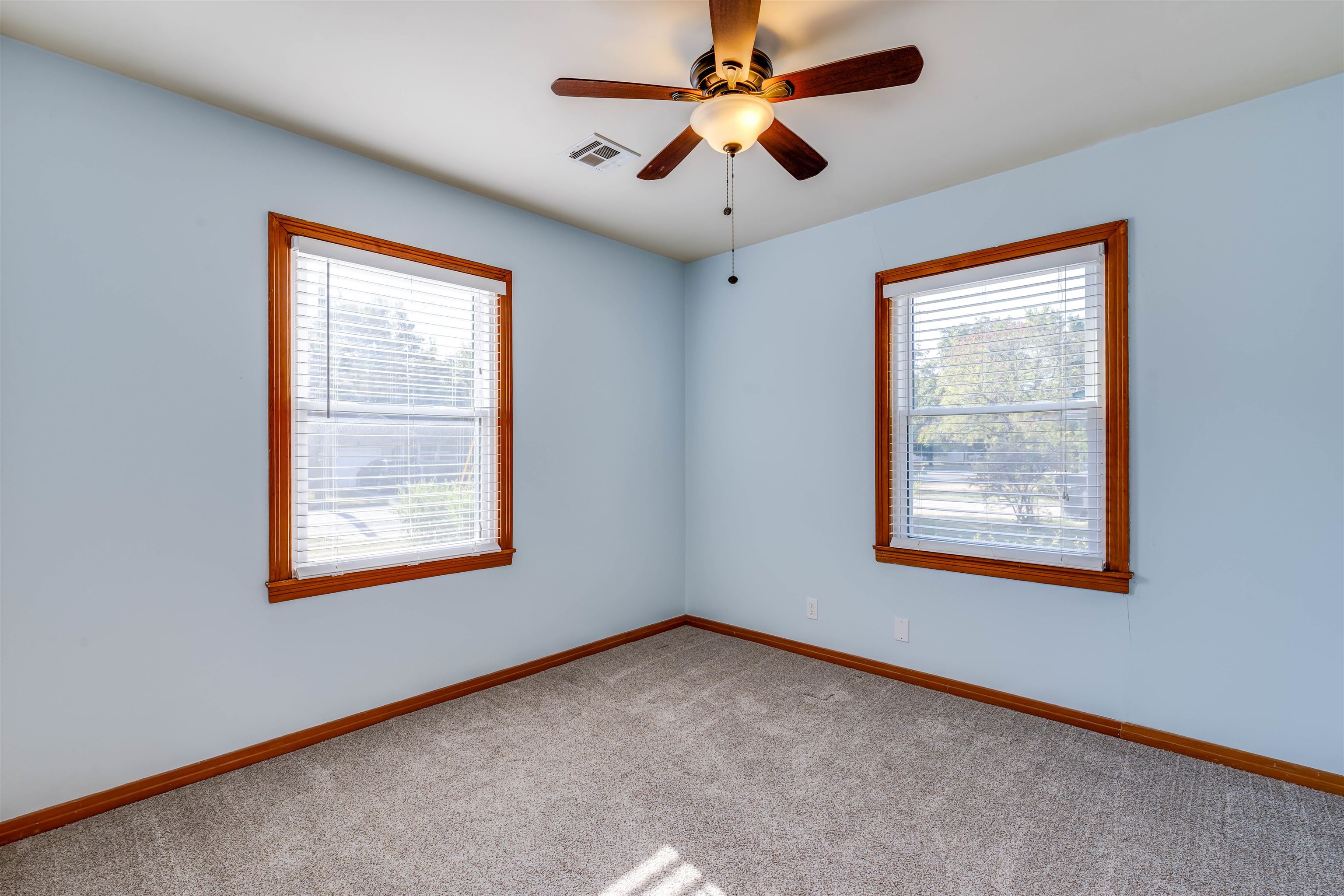 623 Grandview Ave. Property Photo 11