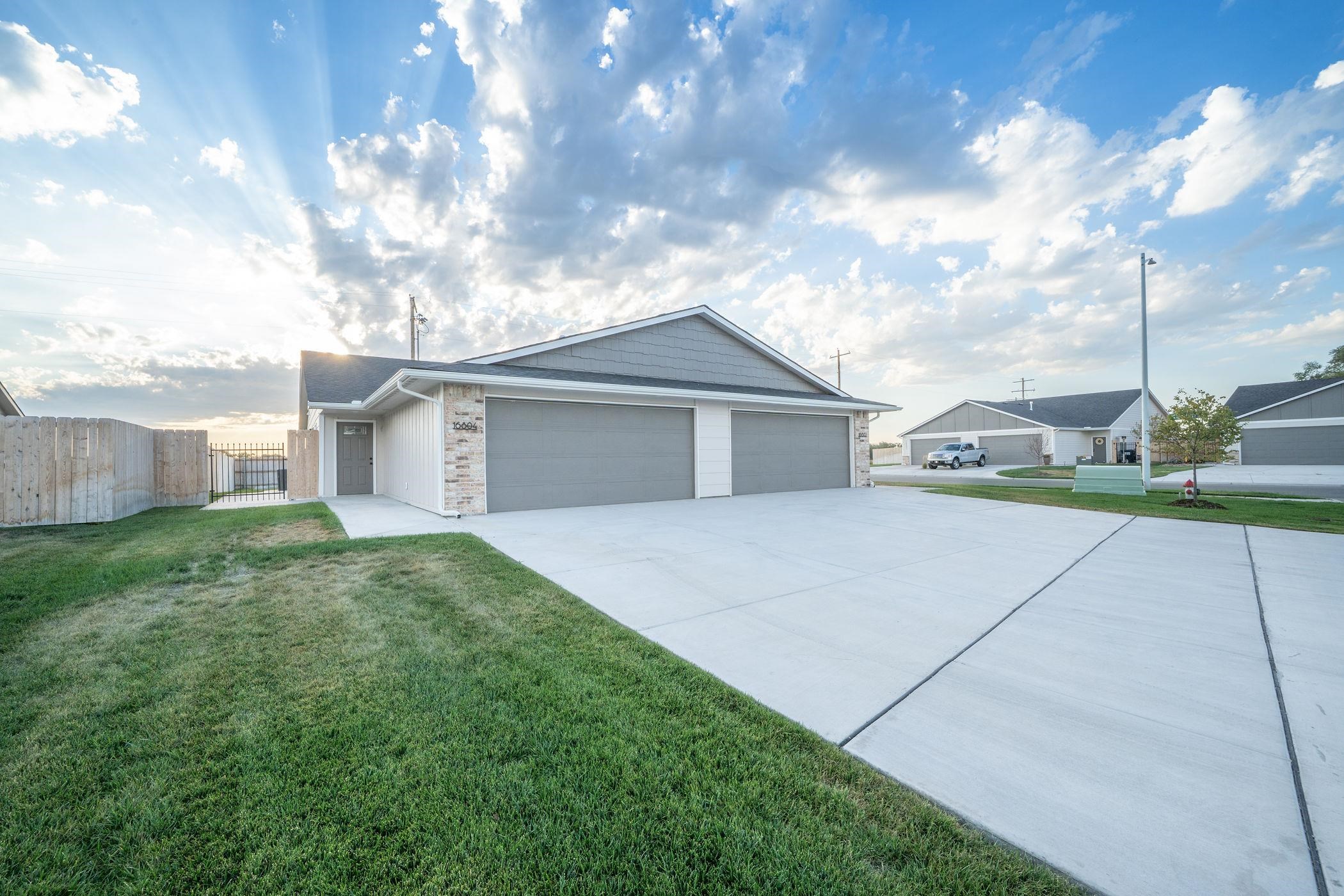 16804 W Lawson Property Photo 7