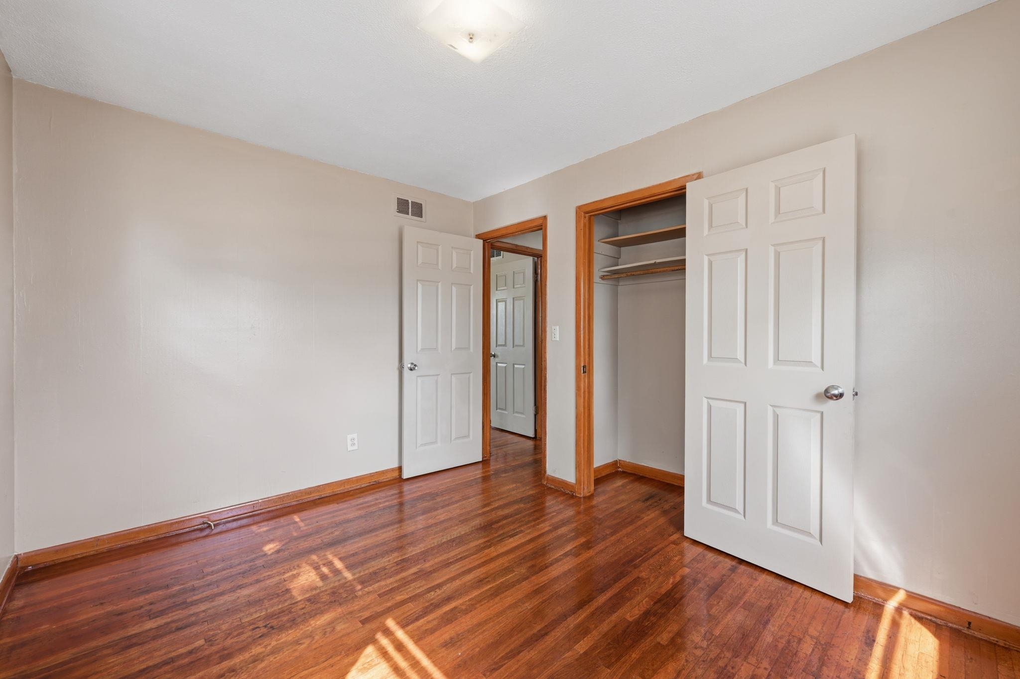 2822 S Santa Fe Property Photo 21