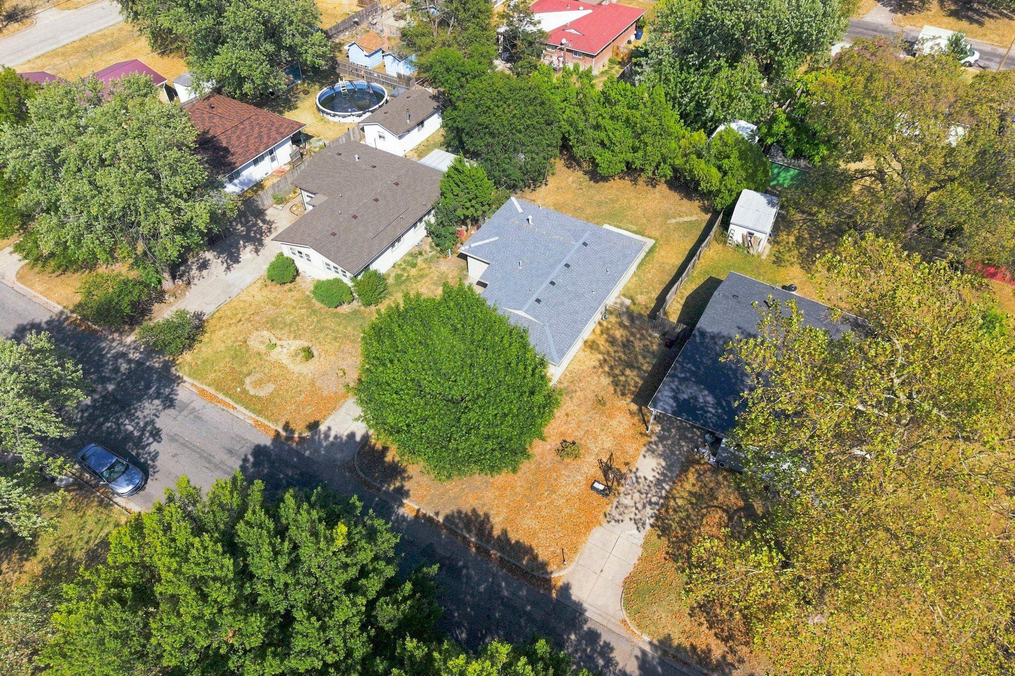 2822 S Santa Fe Property Photo 31