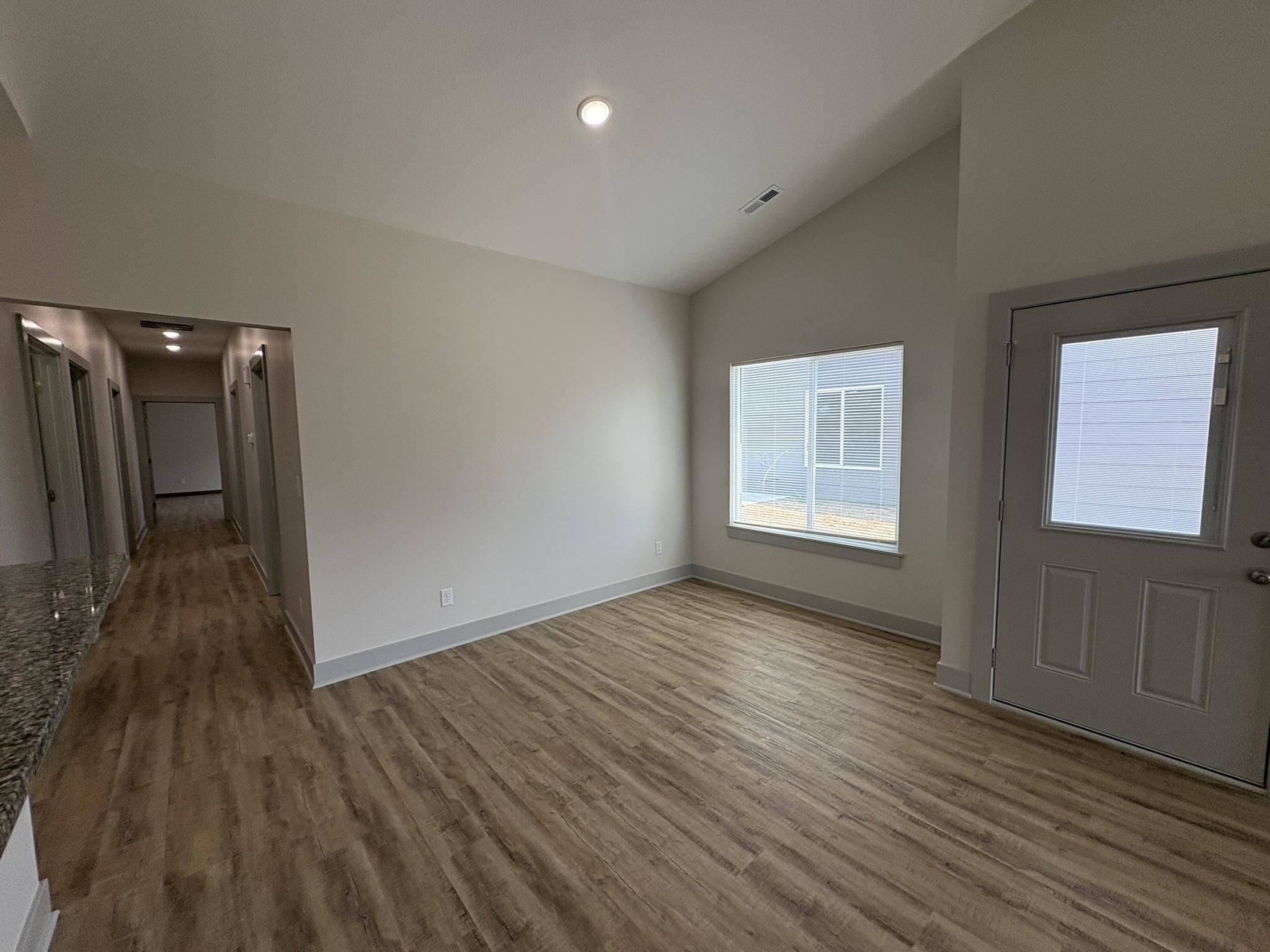 2965 S Bunker Hill Ct #200 Property Photo 6