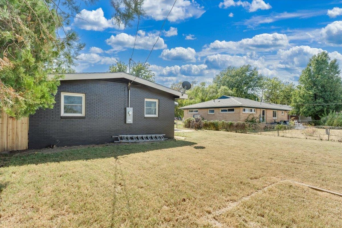 710 W Alexander Dr Property Photo 24