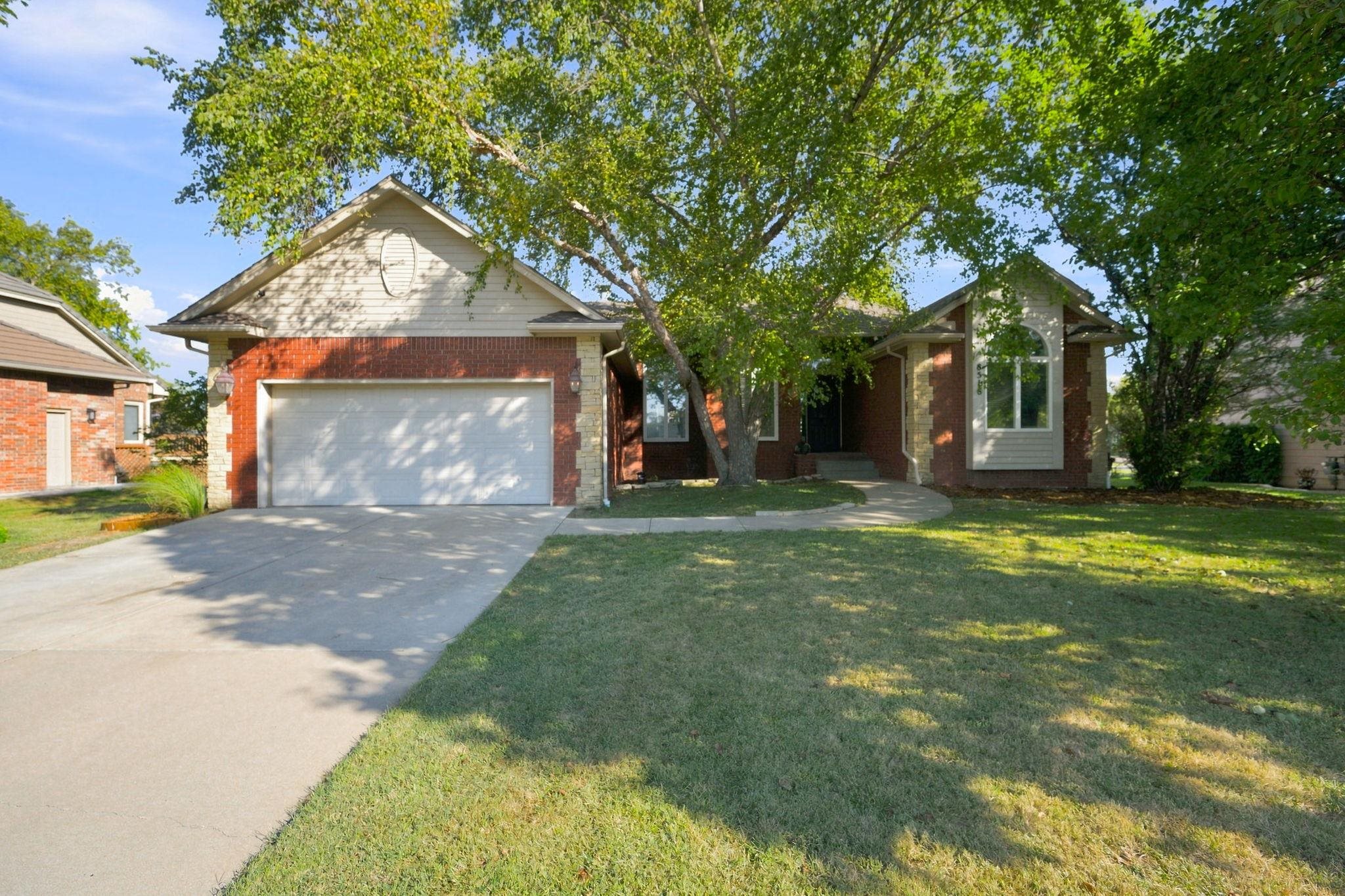 8518 E Mulberry St Property Photo 2