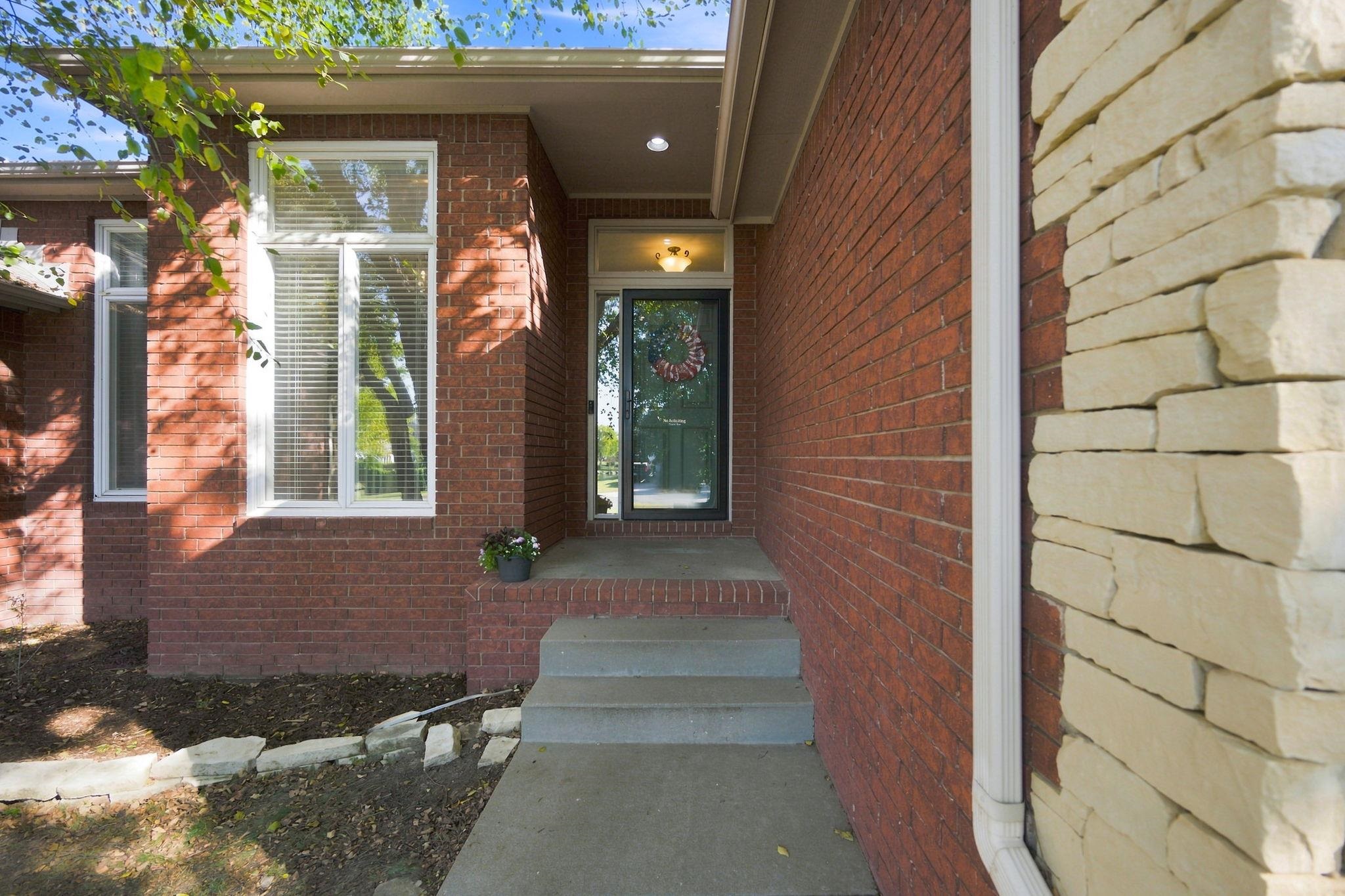 8518 E Mulberry St Property Photo 3