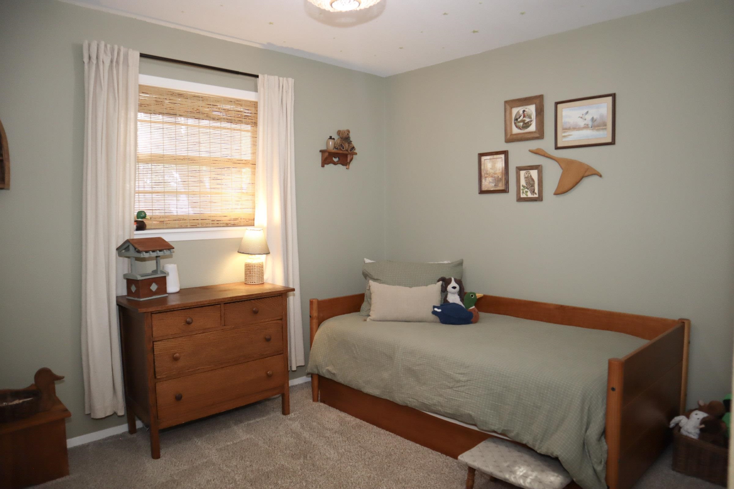1512 N Glenhurst Property Photo 17