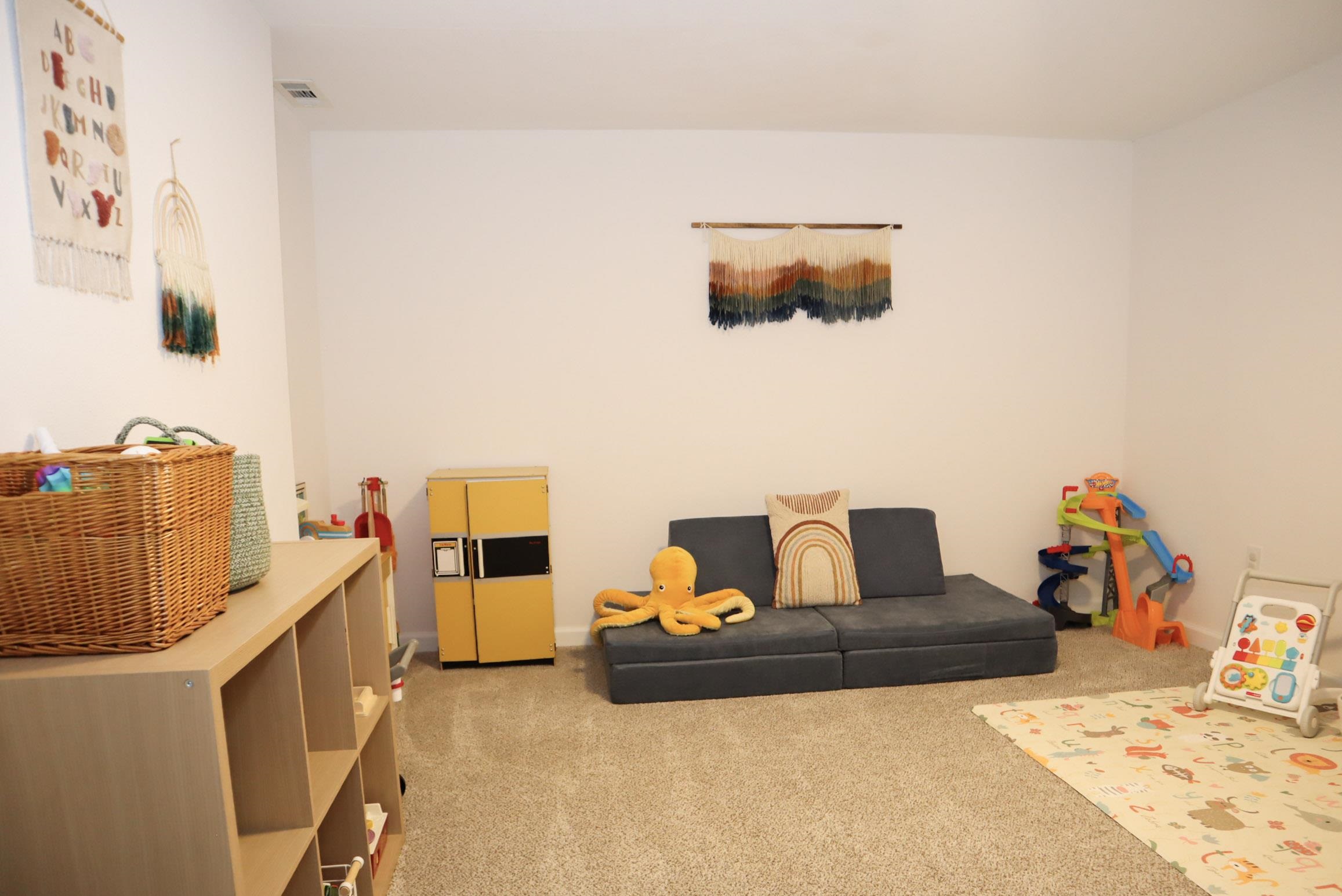 1512 N Glenhurst Property Photo 26