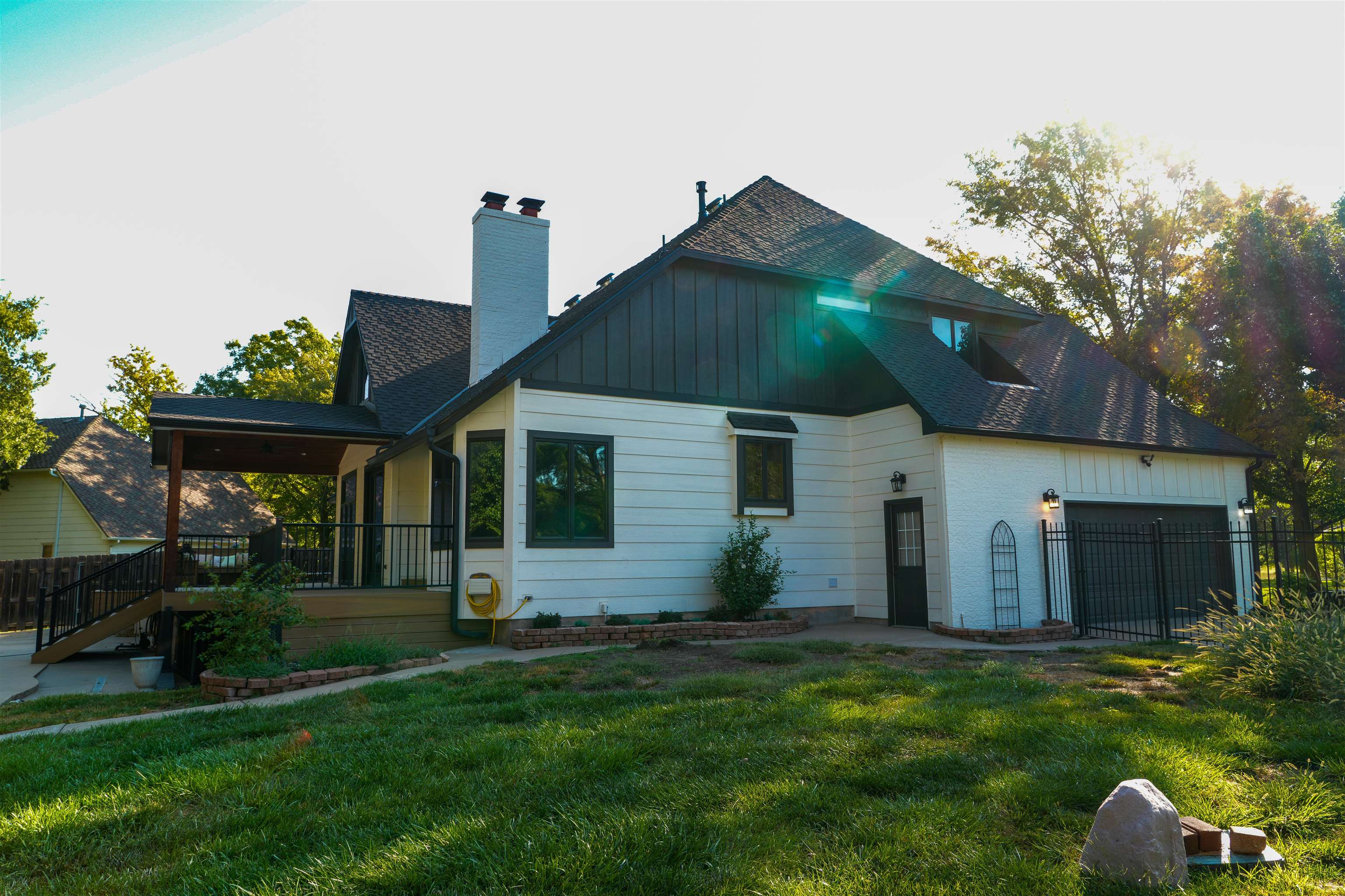 1308 N Fieldcrest Ct Property Photo 6