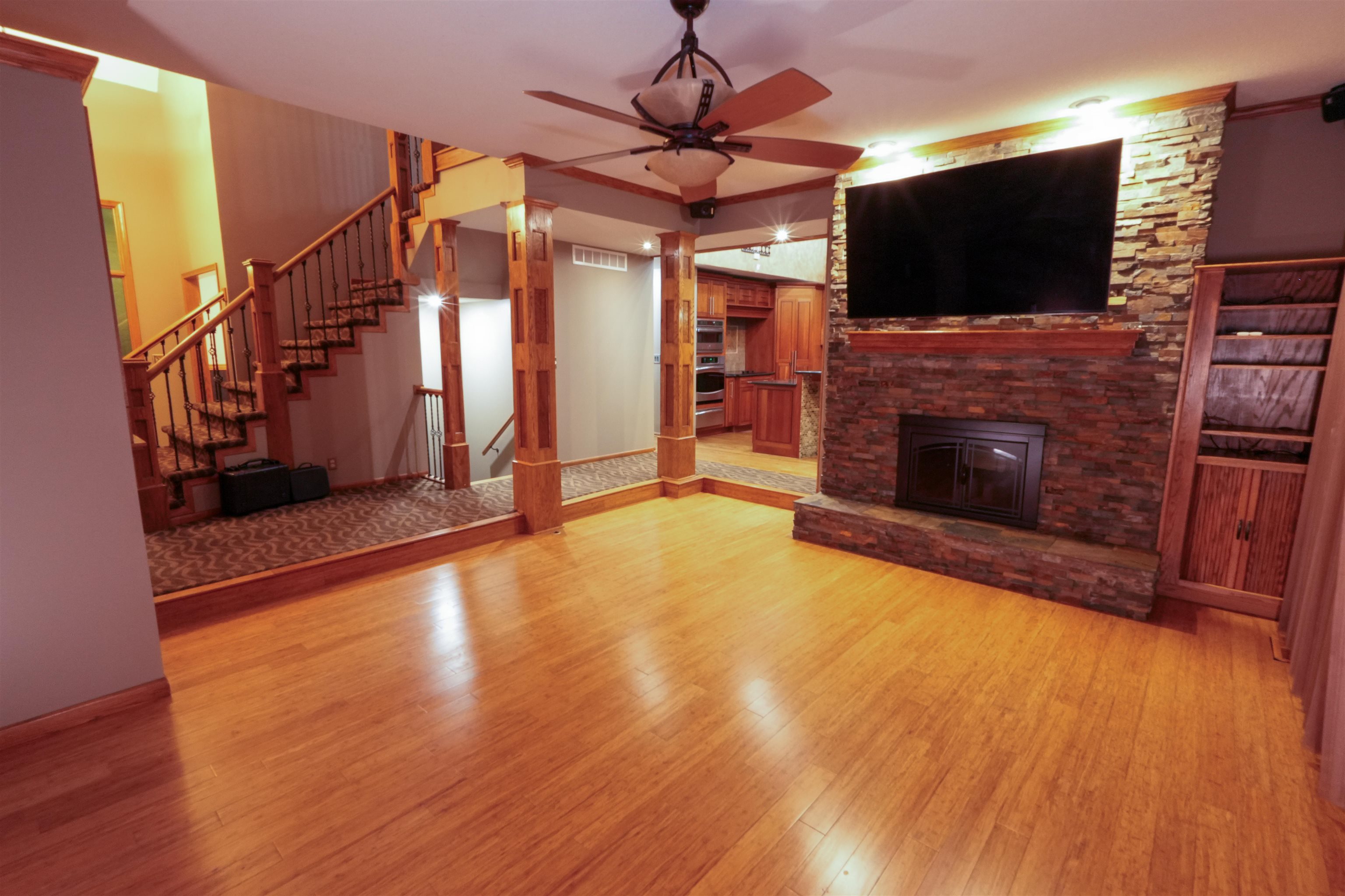 1308 N Fieldcrest Ct Property Photo 17