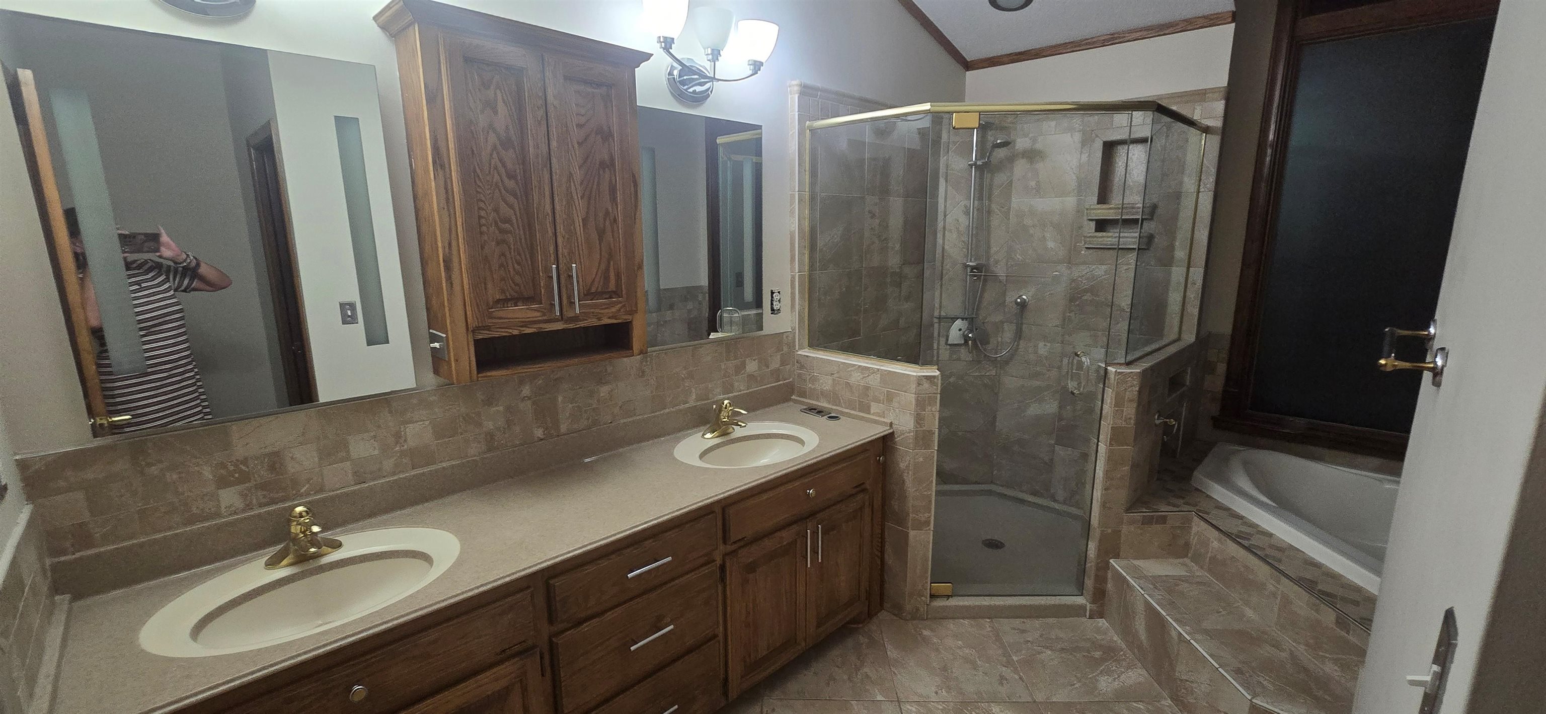 1308 N Fieldcrest Ct Property Photo 23