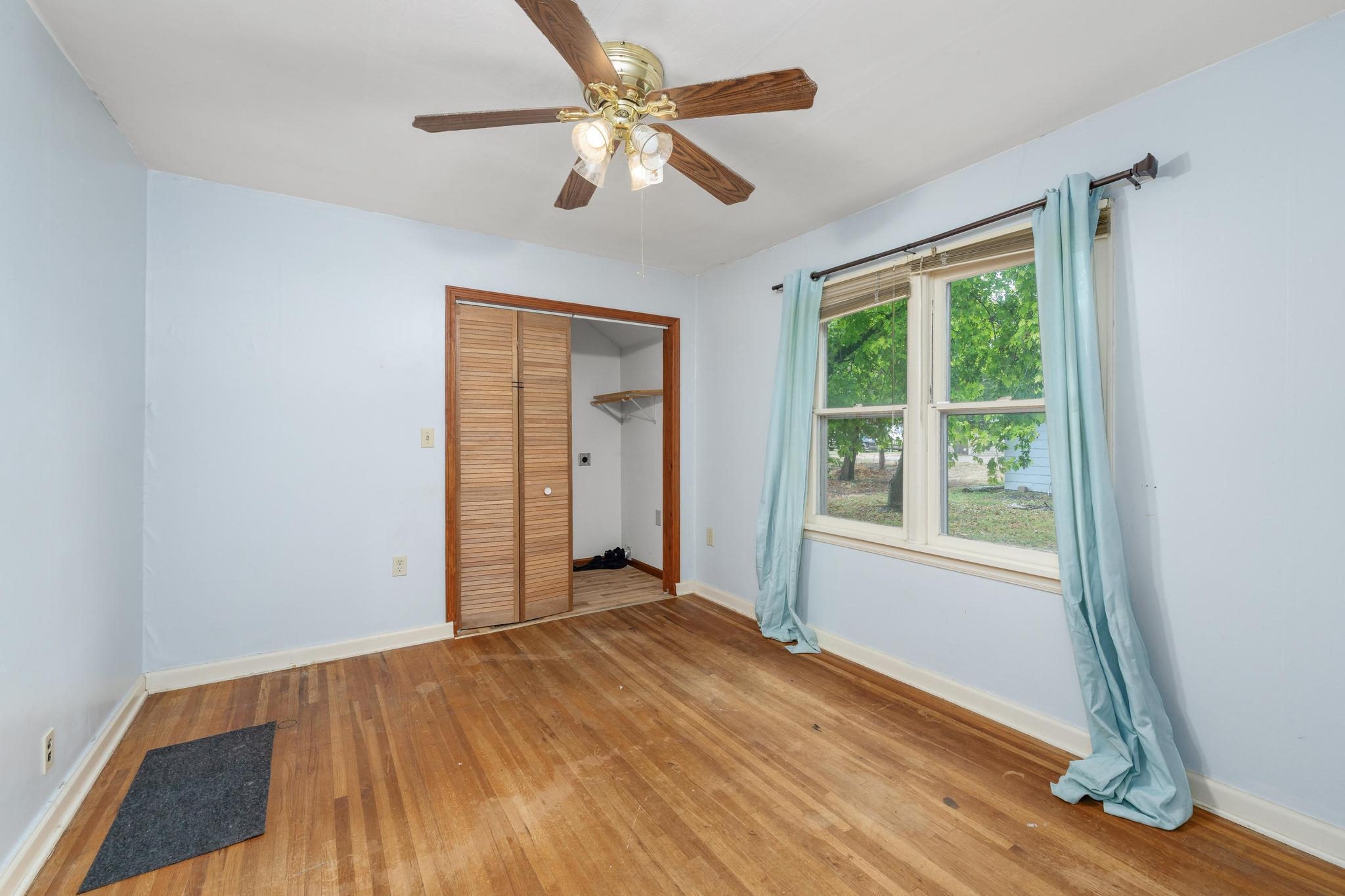 208 S Birch Property Photo 14
