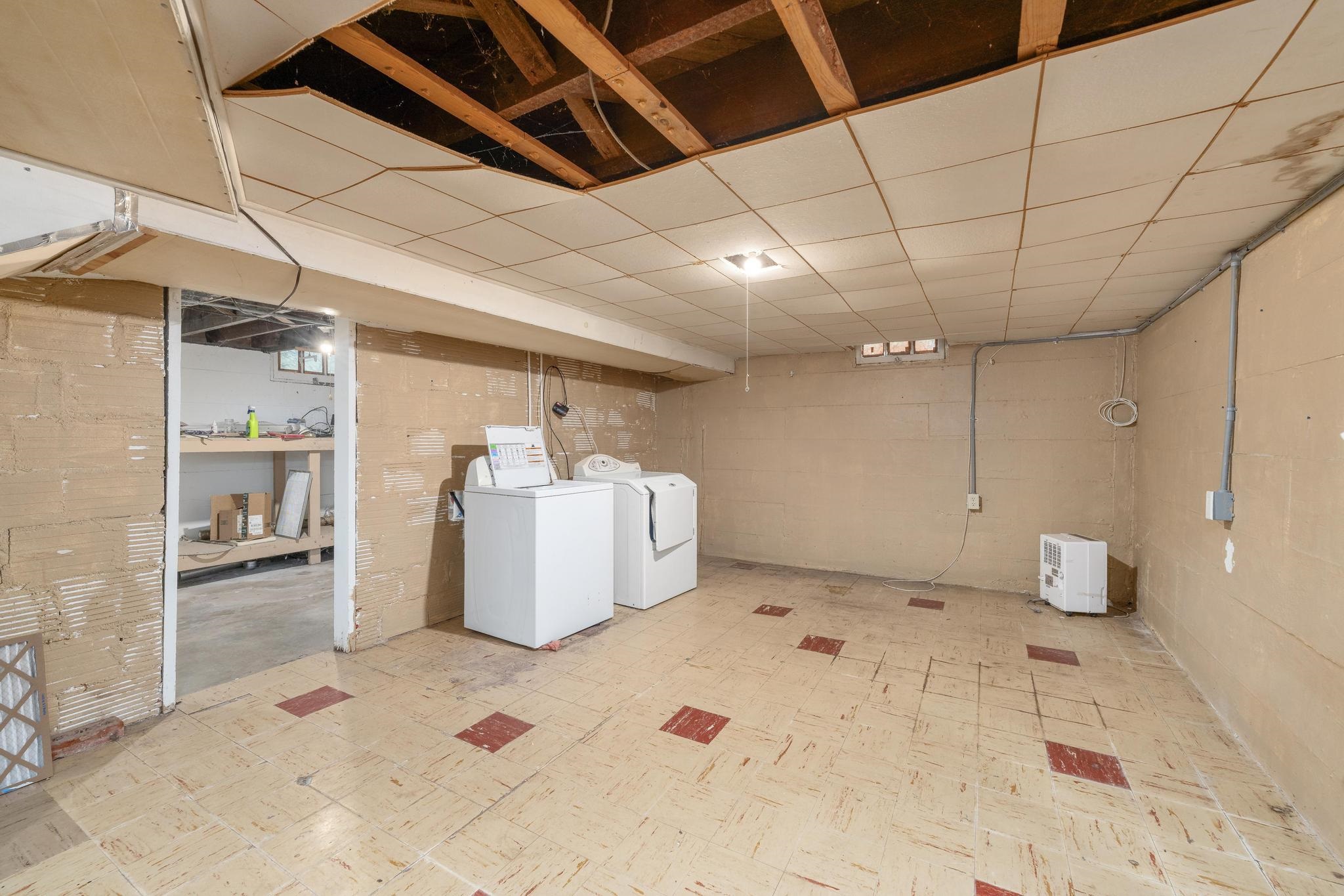 208 S Birch Property Photo 19