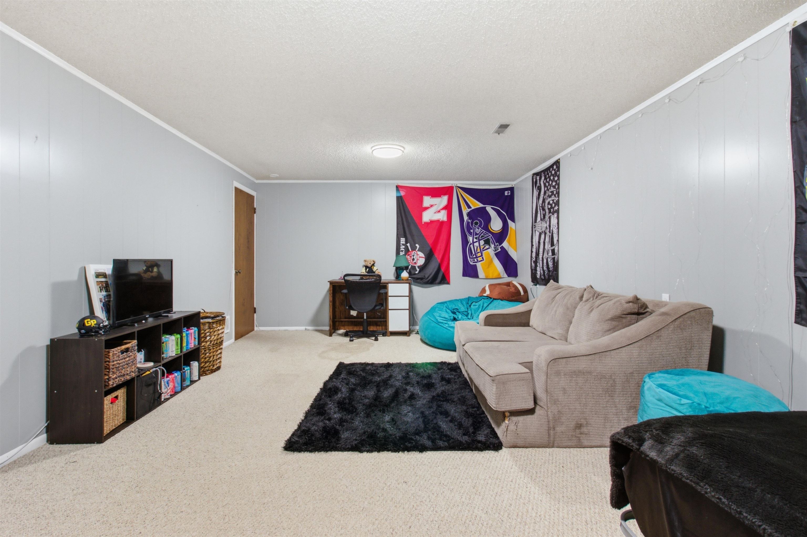 905 Loomis Property Photo 15