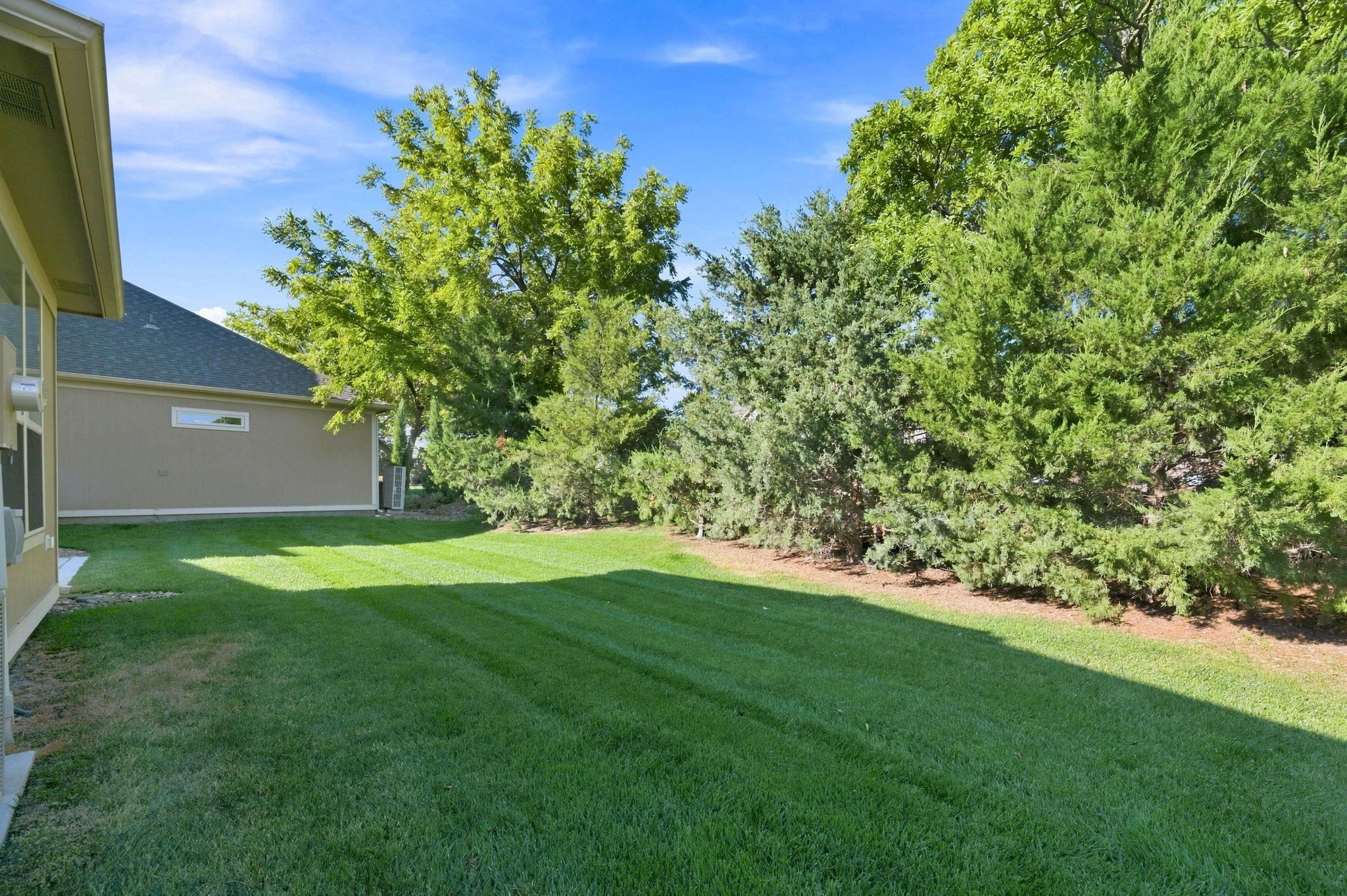 1237 S Nineiron Property Photo 19