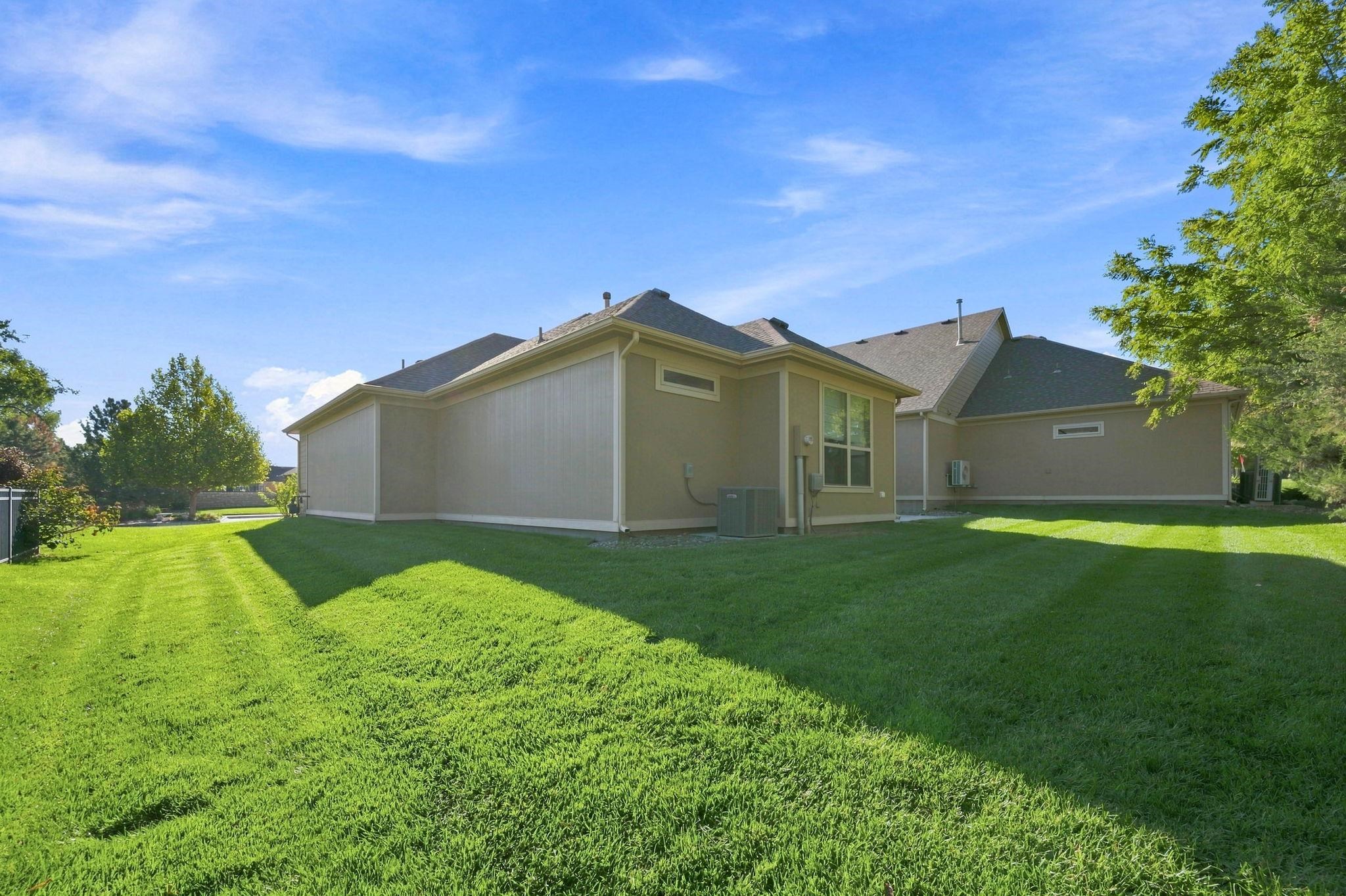 1237 S Nineiron Property Photo 20