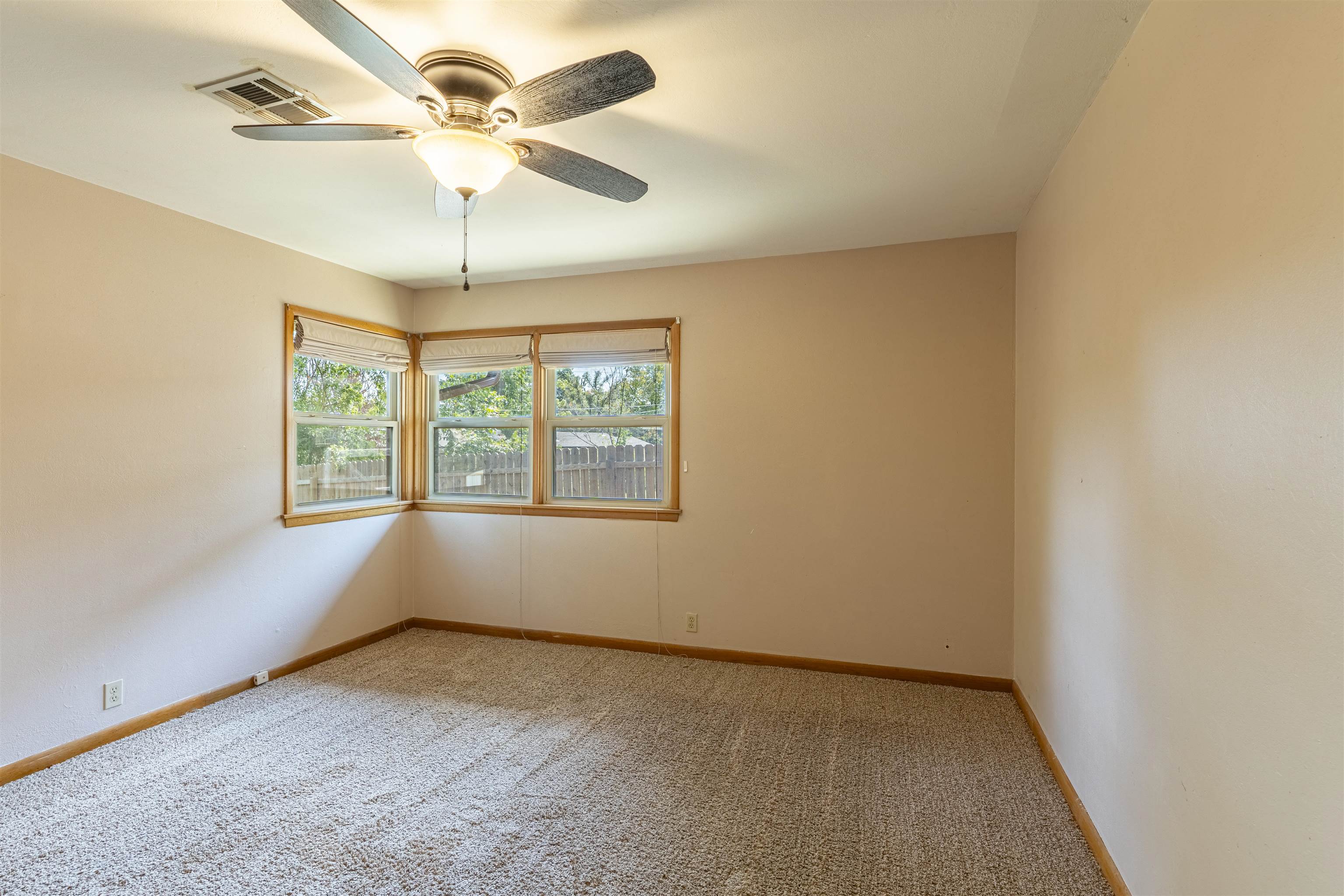 225 Highland Dr. Property Photo 22