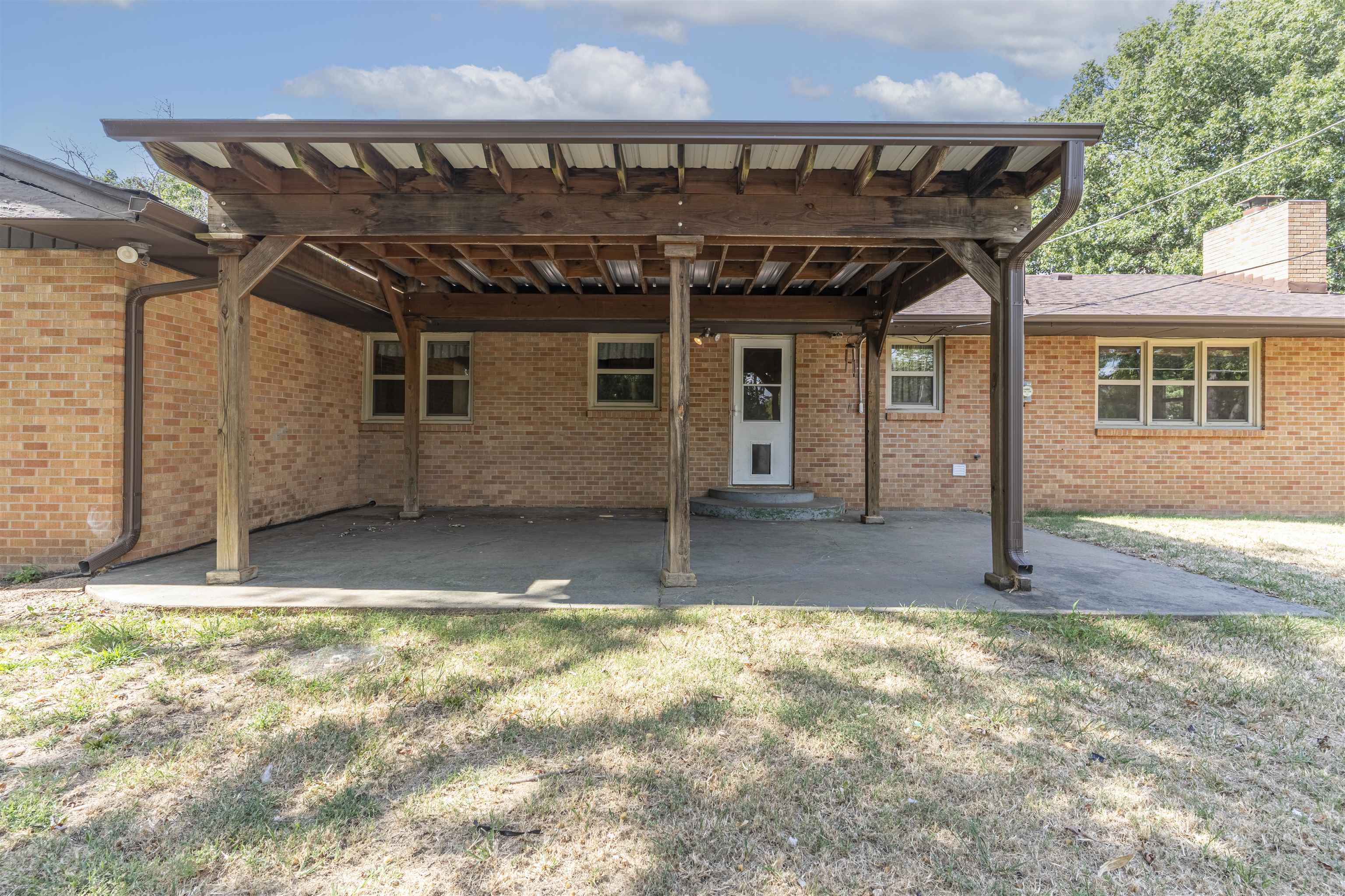 225 Highland Dr. Property Photo 29