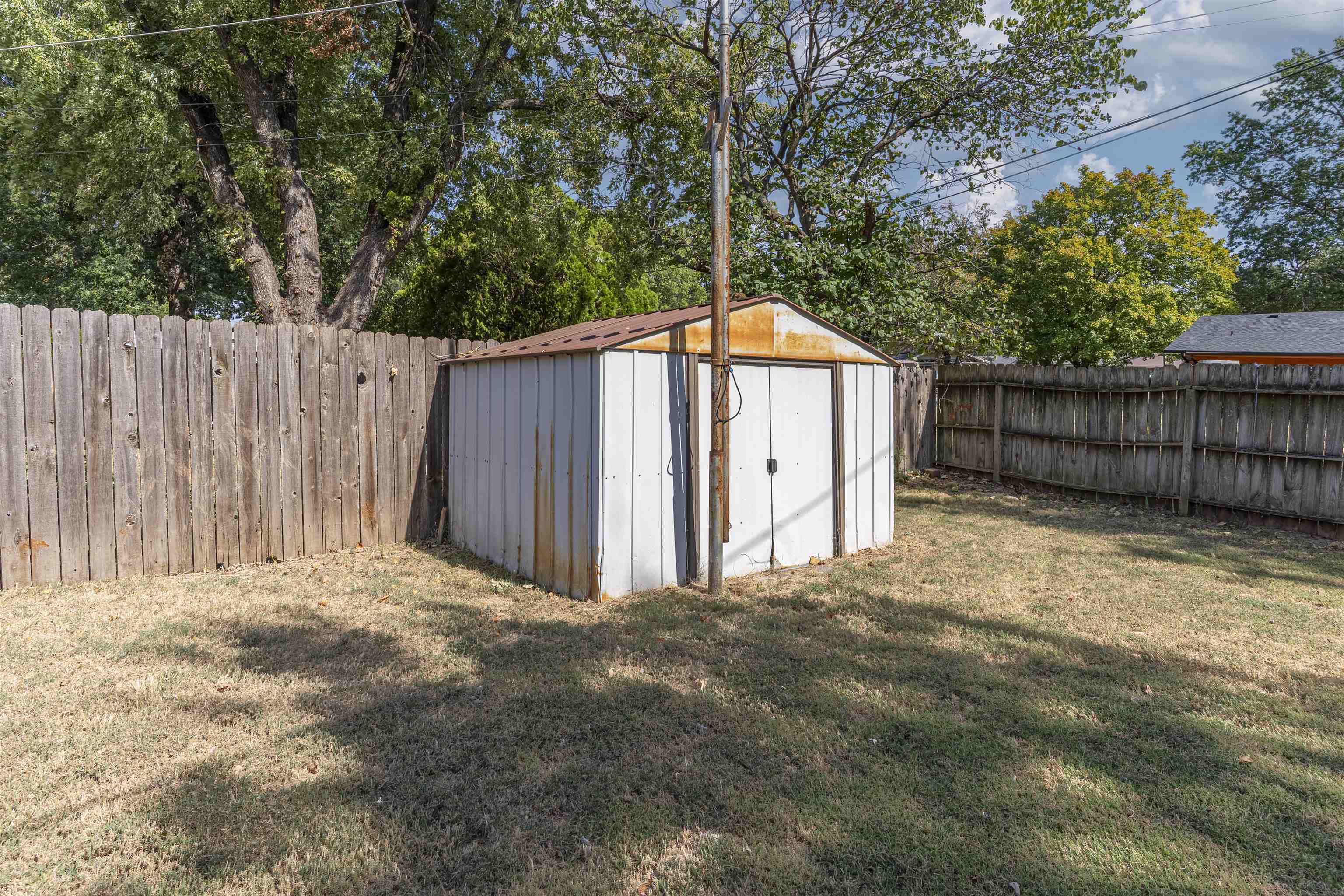 225 Highland Dr. Property Photo 30