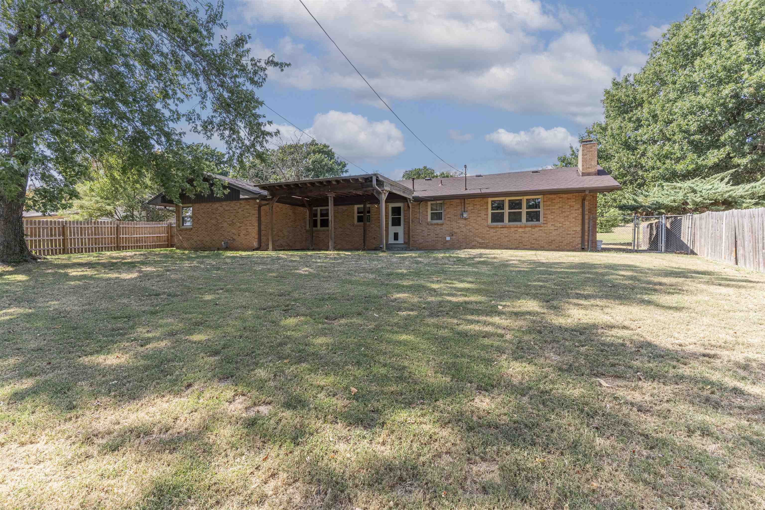 225 Highland Dr. Property Photo 31