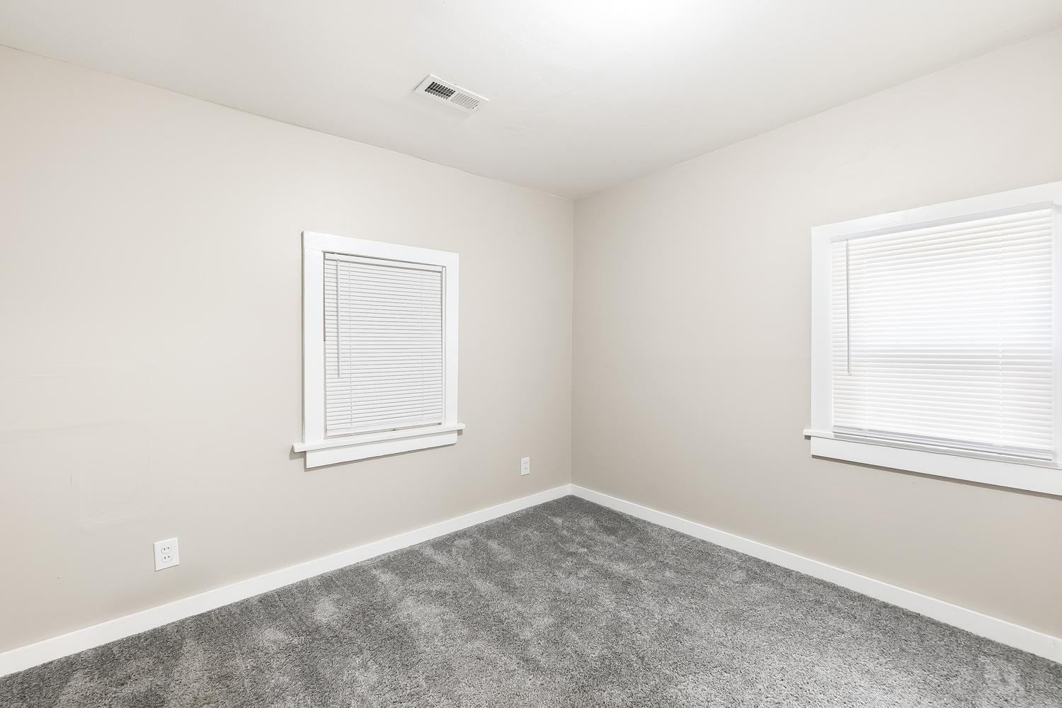 129 E Dorrell St Property Photo 19