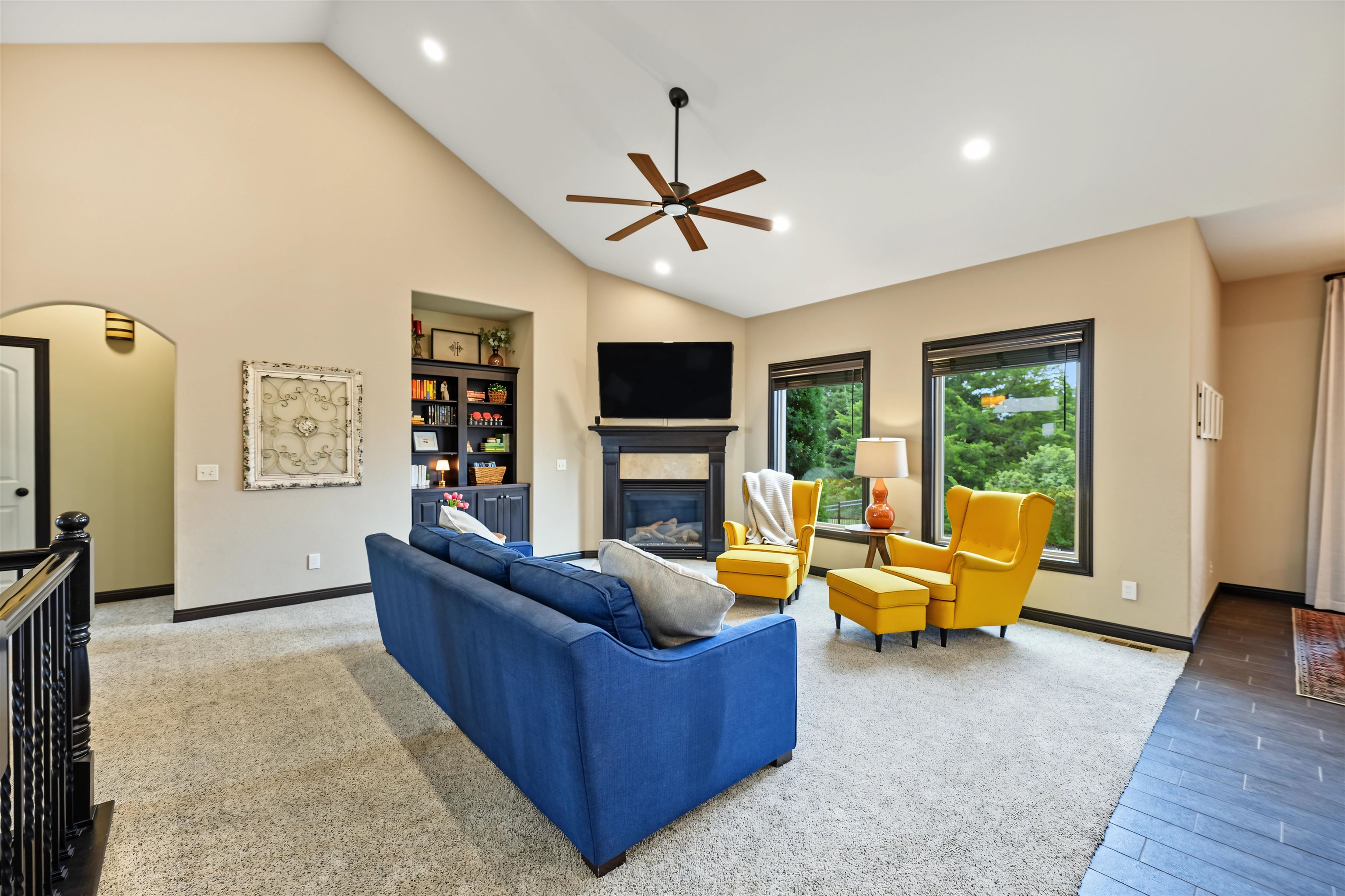 2310 Pinecrest Cr Property Photo 5