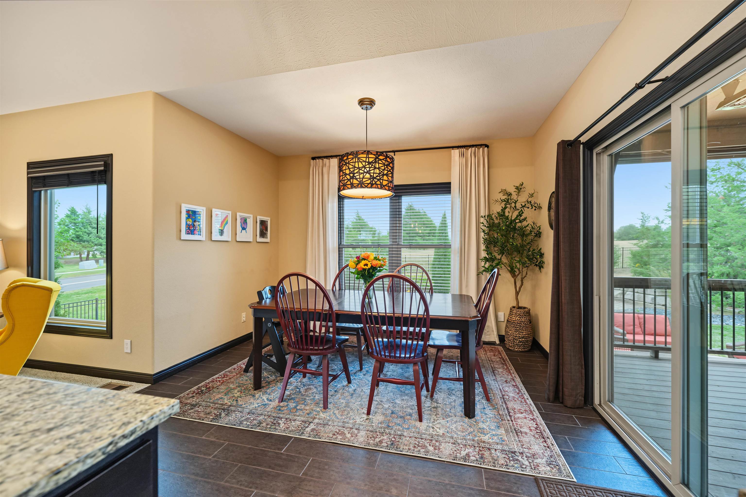 2310 Pinecrest Cr Property Photo 12