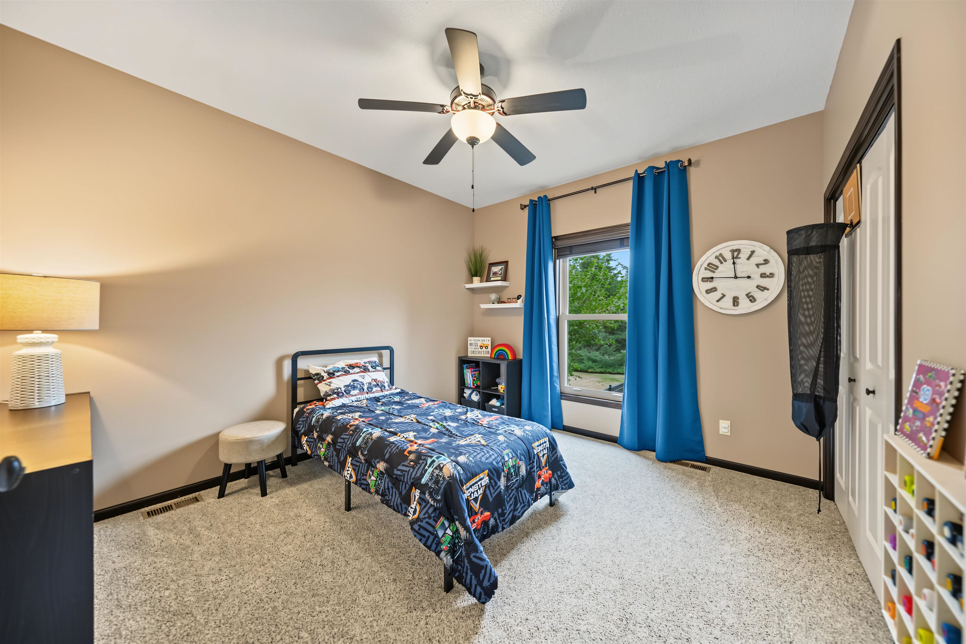 2310 Pinecrest Cr Property Photo 21