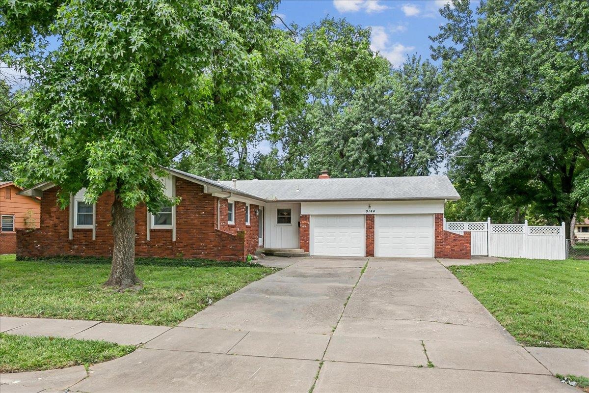 9144 W Harvest Ct Property Photo 1
