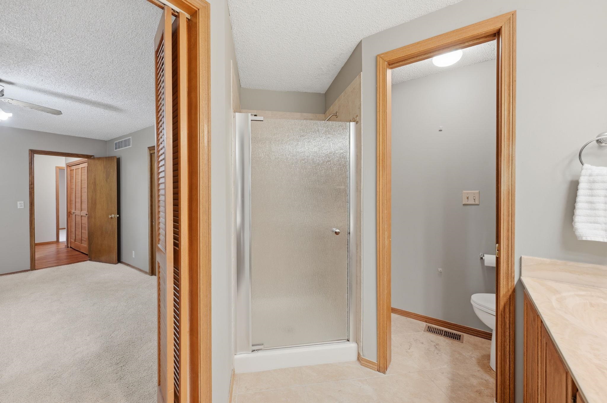 11604 W Taylor Property Photo 16