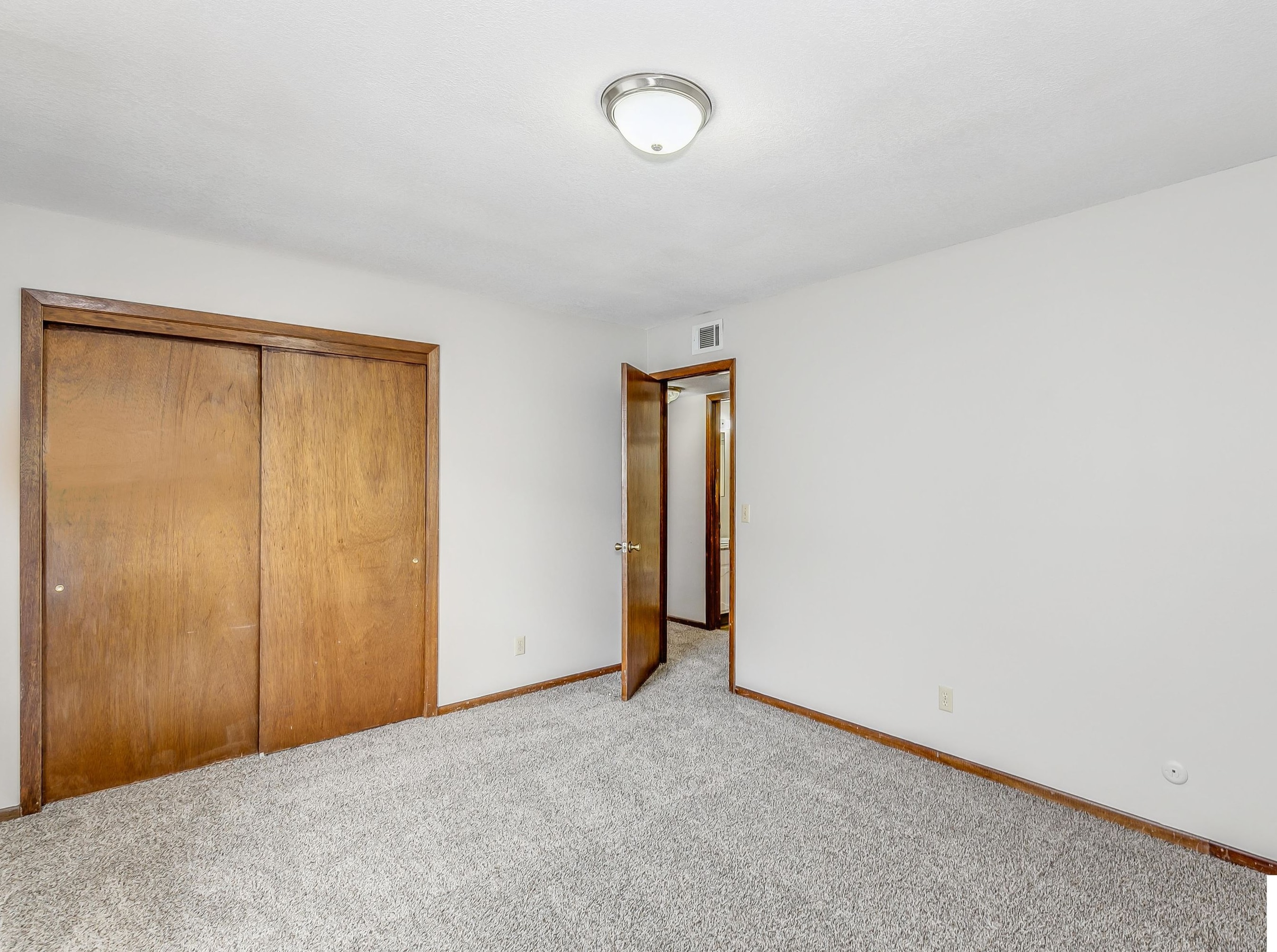 6808 W Par Lane Property Photo 9
