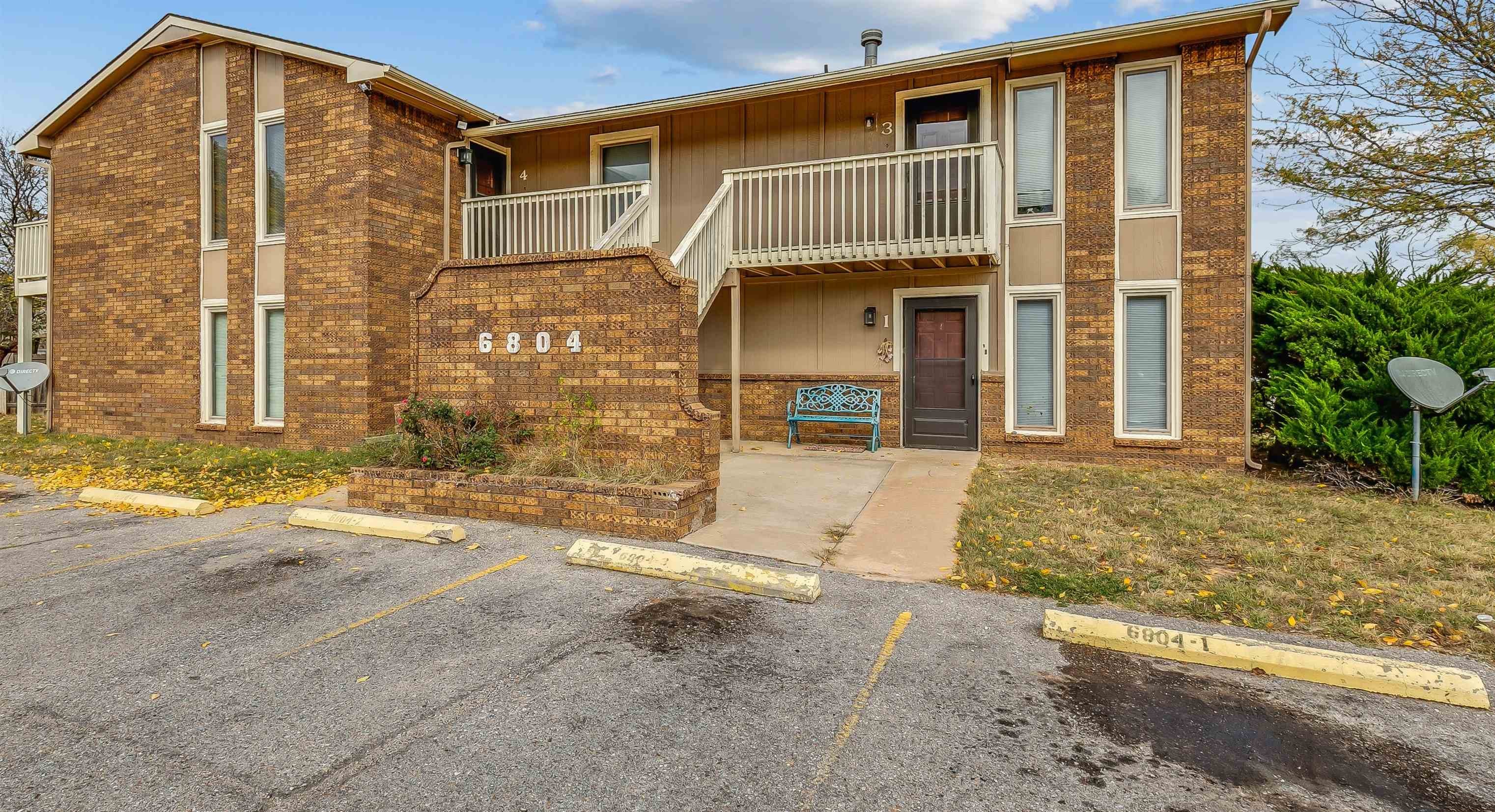 6804 W Par Lane Property Photo 1
