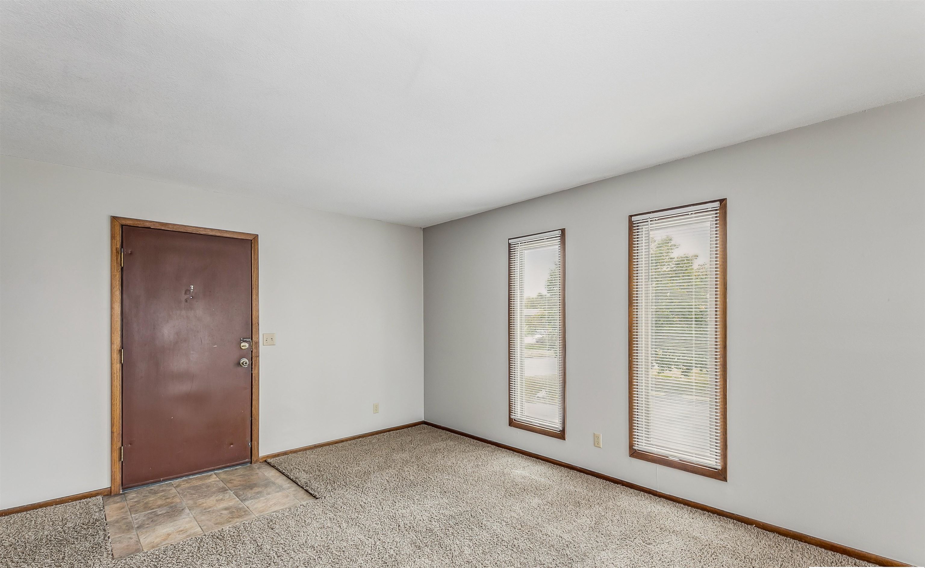 6804 W Par Lane Property Photo 3