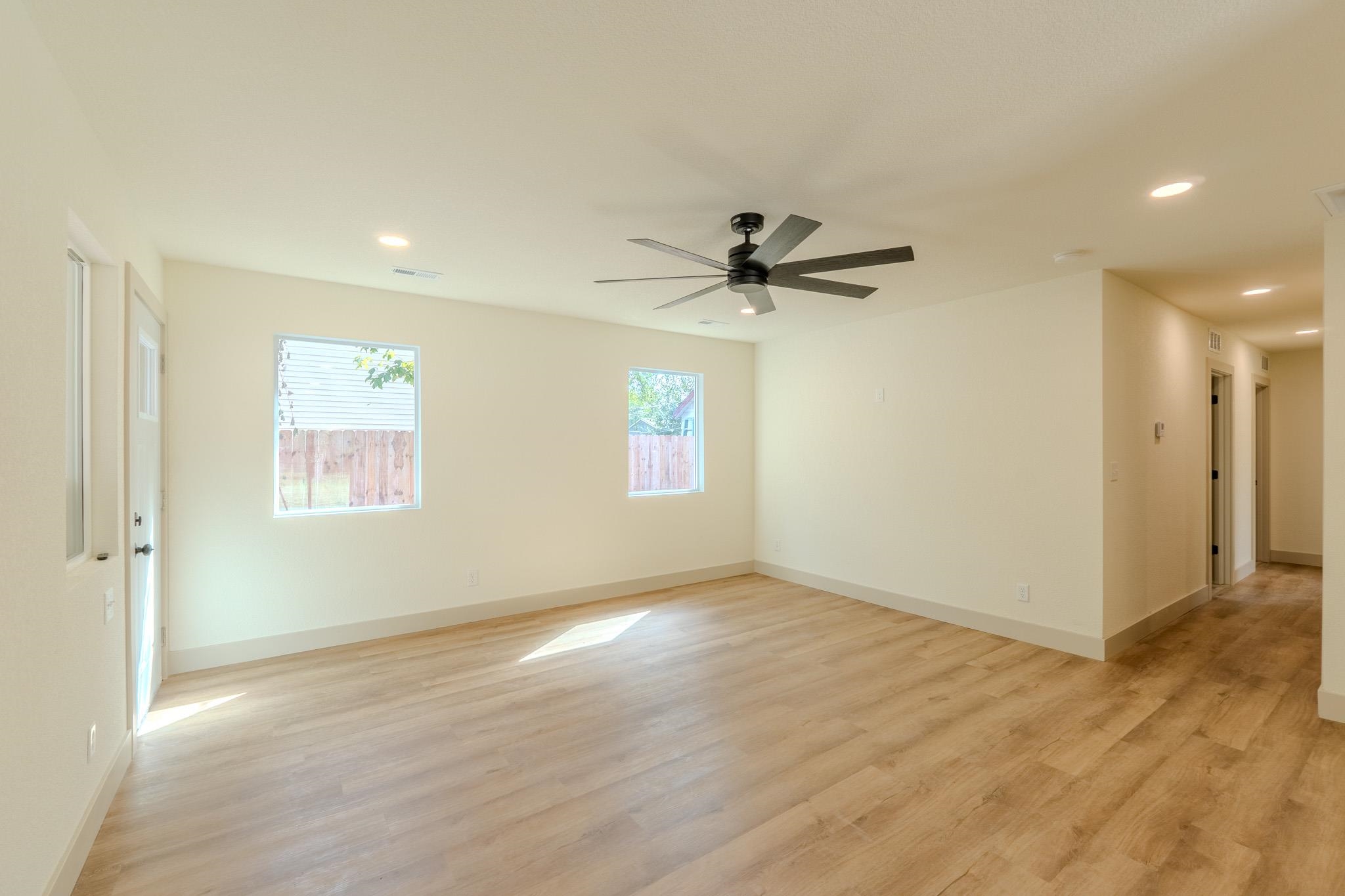 917 N Lulu St Property Photo 5