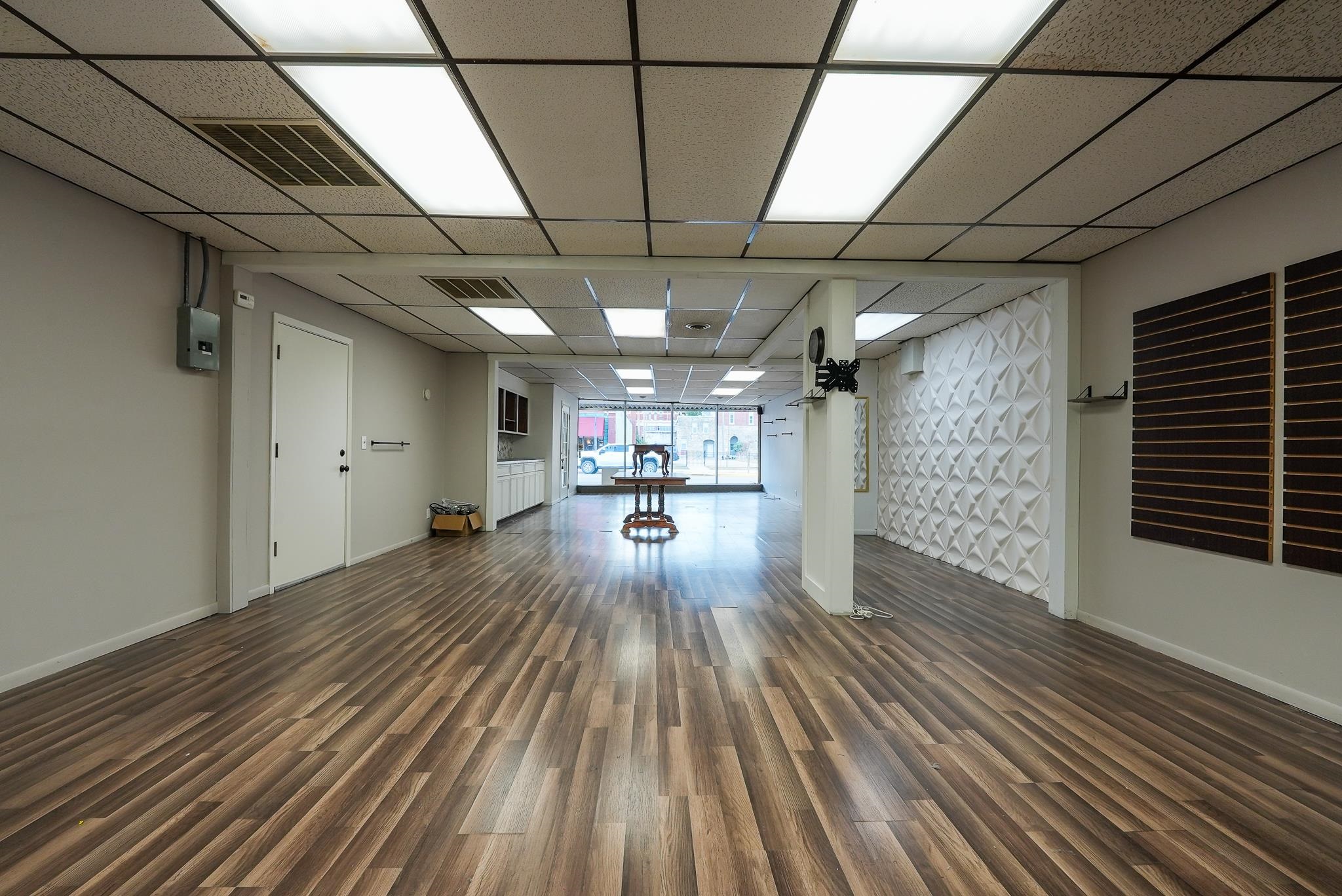112 S Main Property Photo 13