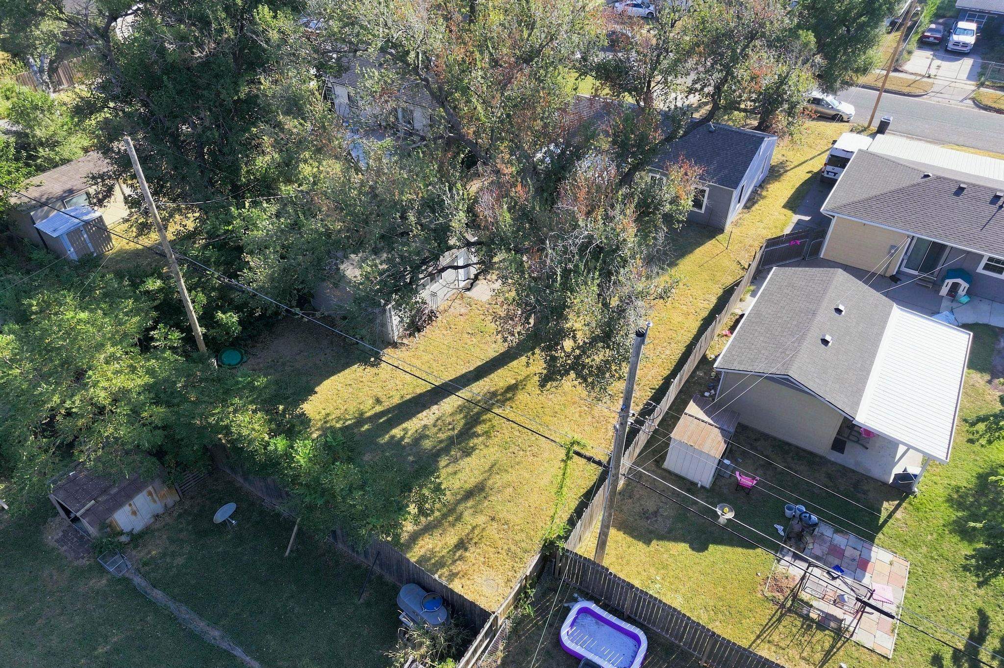 3427 S Everett Ave Property Photo 16