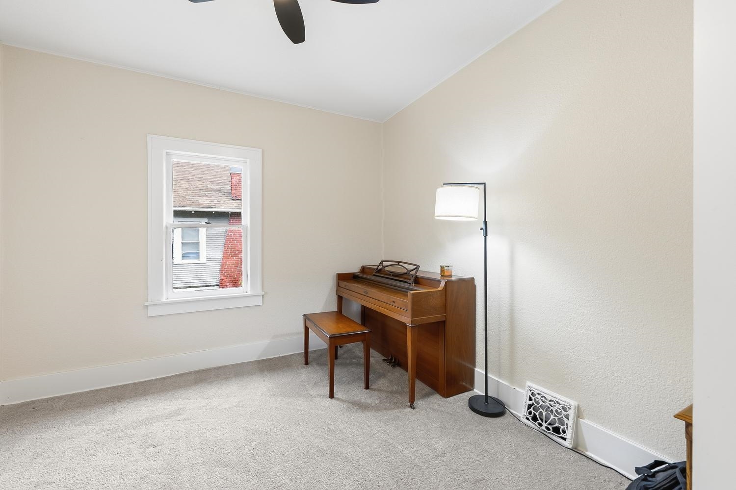 240 S Holyoke Property Photo 12